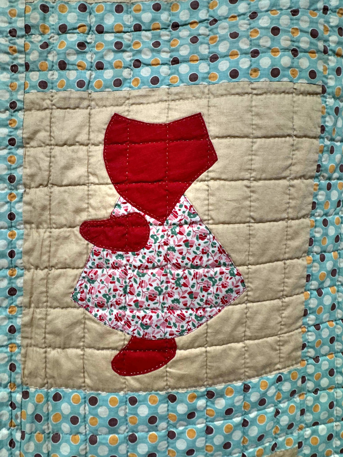 **SOLD Vintage Quilt Sunbonnet Sue with Polka Dots SOLD**
