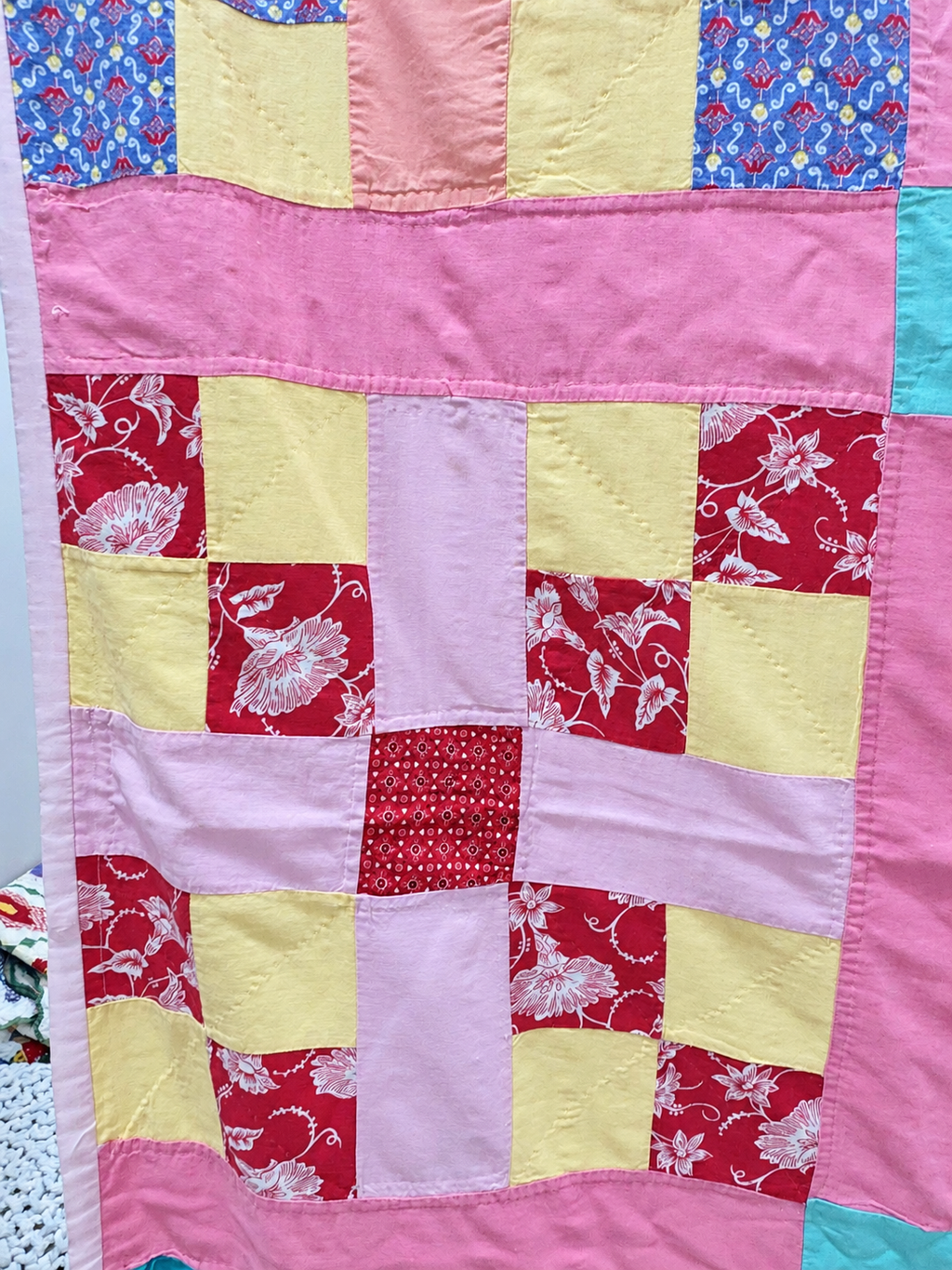 Vintage Quilt Country Lane