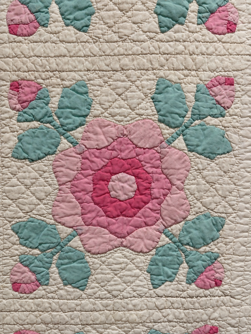 Vintage Quilt Mountain Rose Quilt Kit