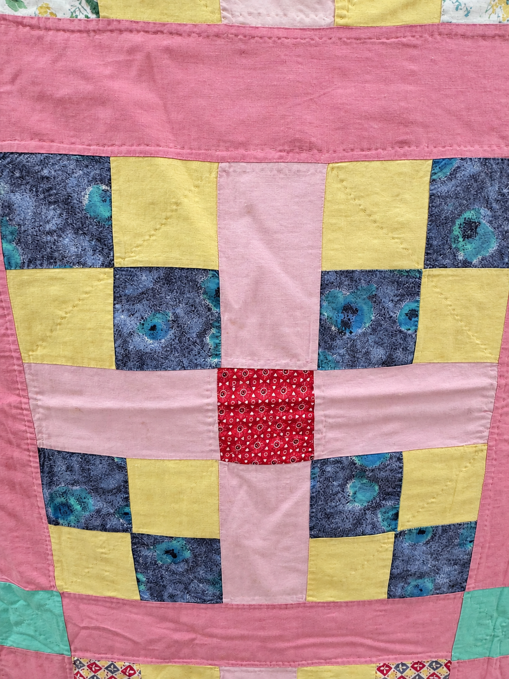 Vintage Quilt Country Lane