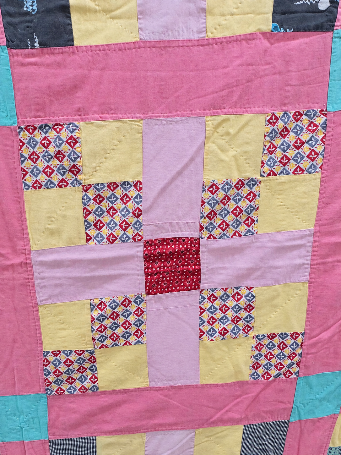 Vintage Quilt Country Lane