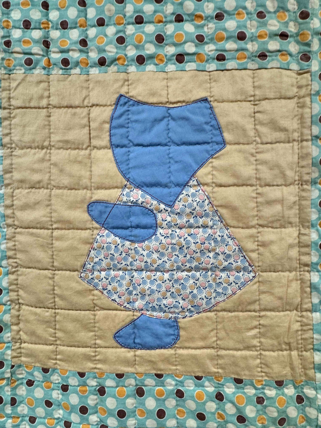 **SOLD Vintage Quilt Sunbonnet Sue with Polka Dots SOLD**