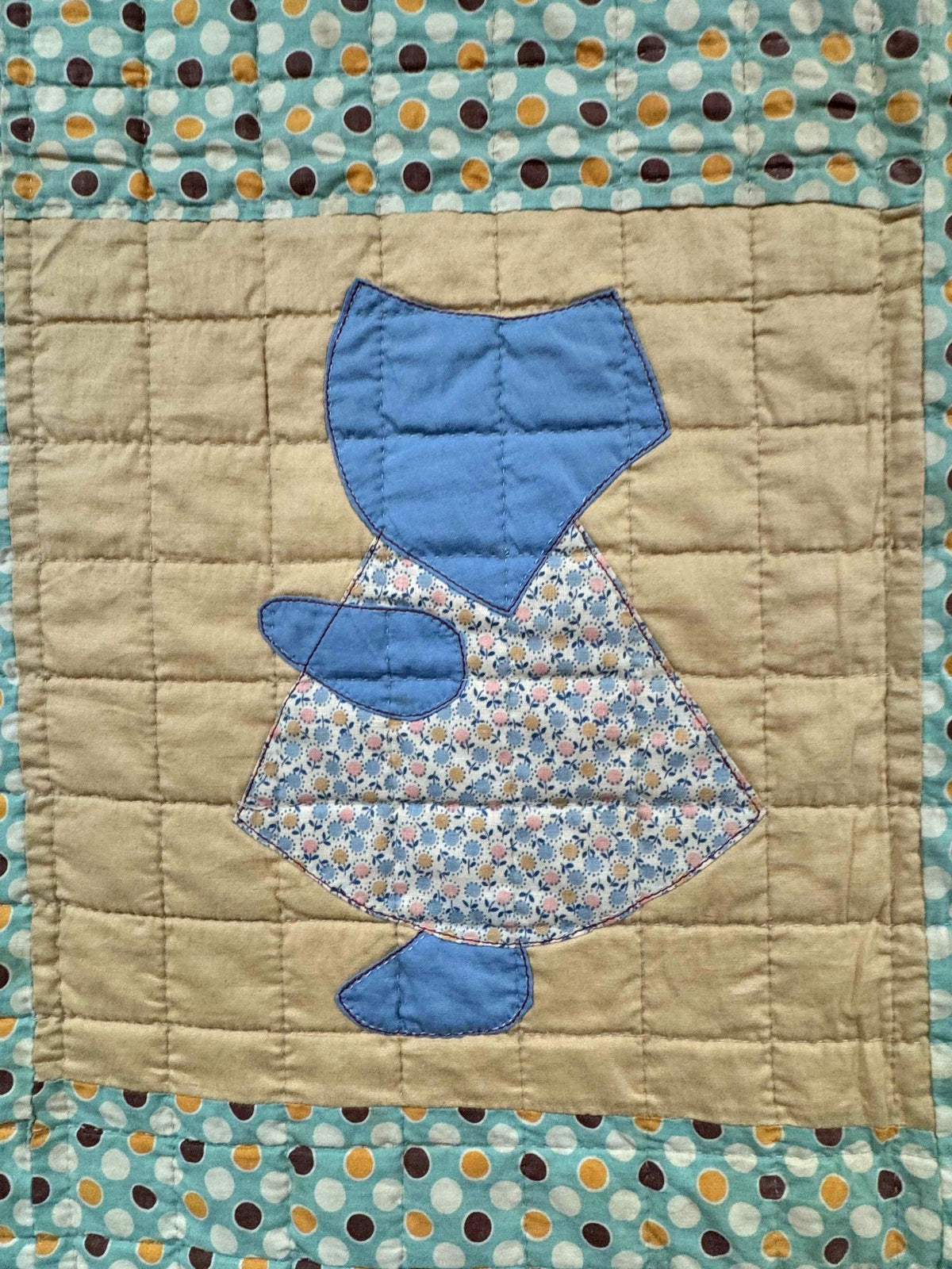 **SOLD Vintage Quilt Sunbonnet Sue with Polka Dots SOLD**