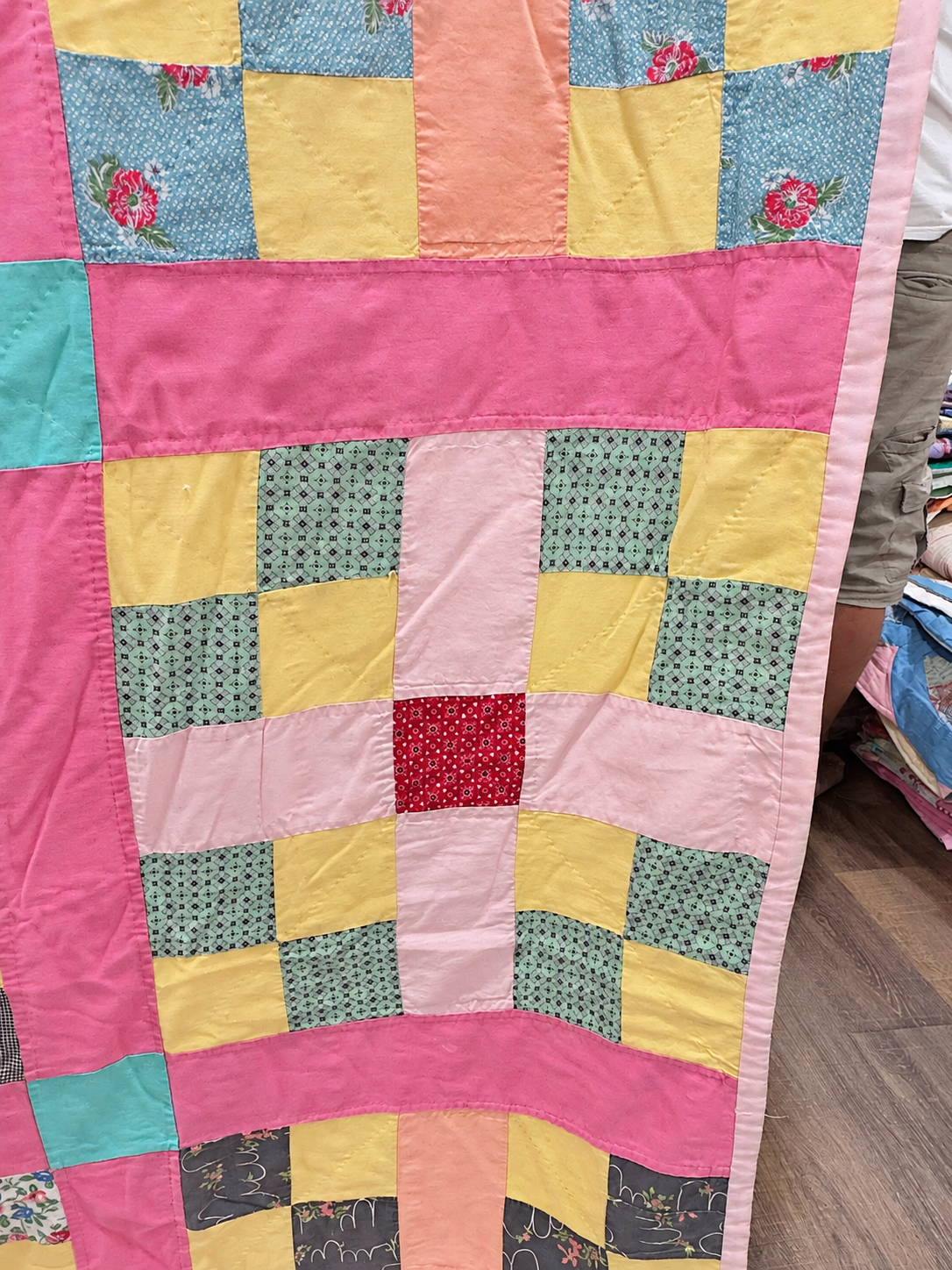 Vintage Quilt Country Lane