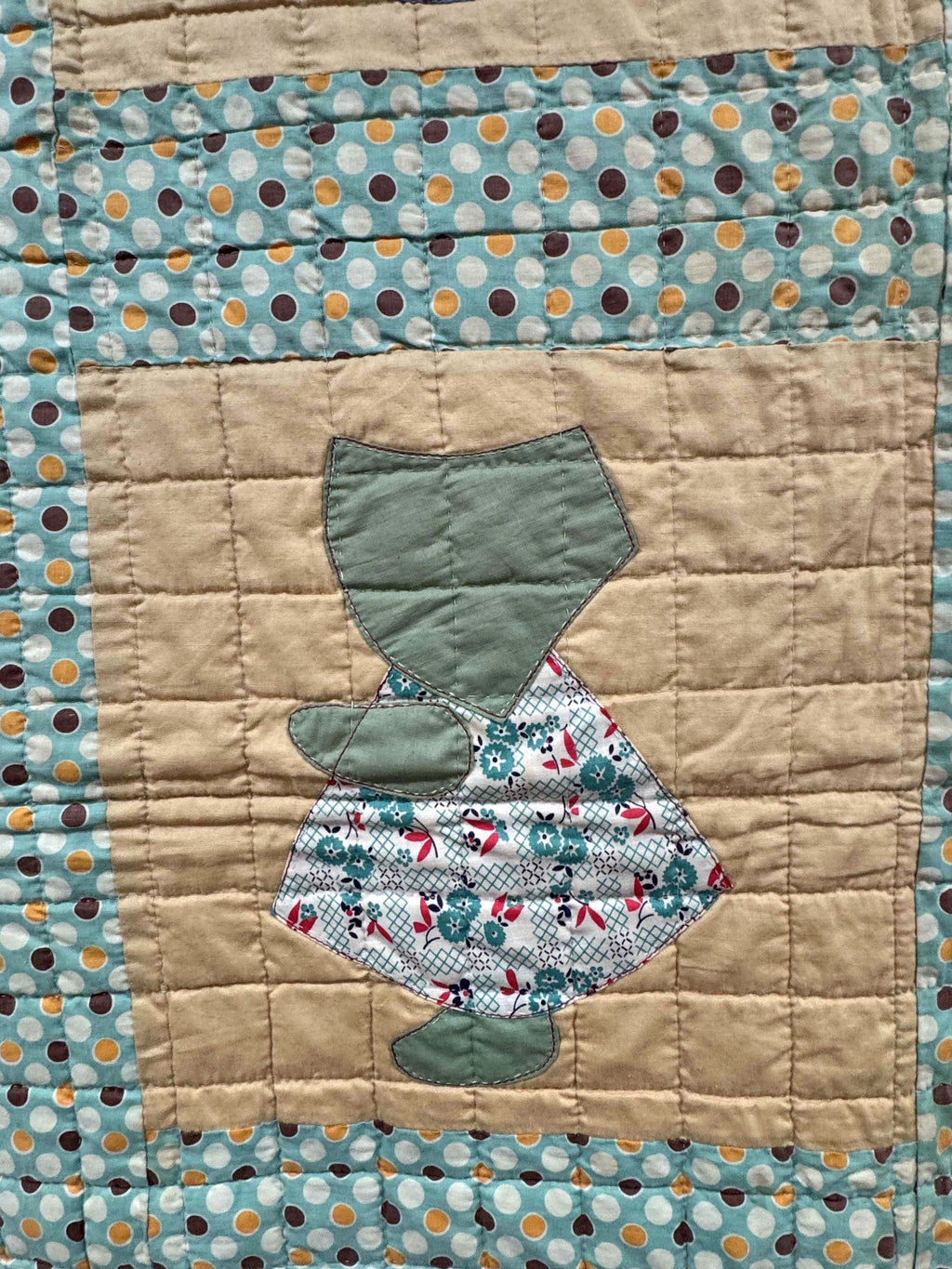 **SOLD Vintage Quilt Sunbonnet Sue with Polka Dots SOLD**