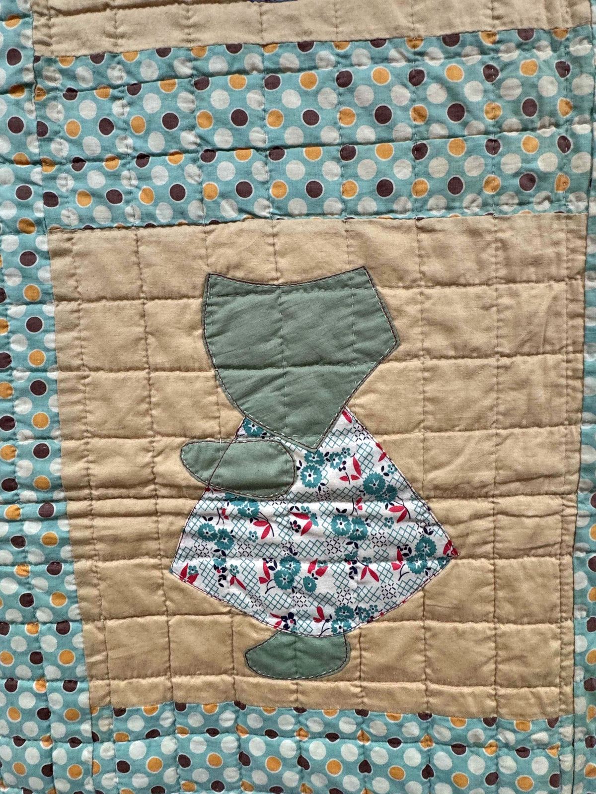 **SOLD Vintage Quilt Sunbonnet Sue with Polka Dots SOLD**