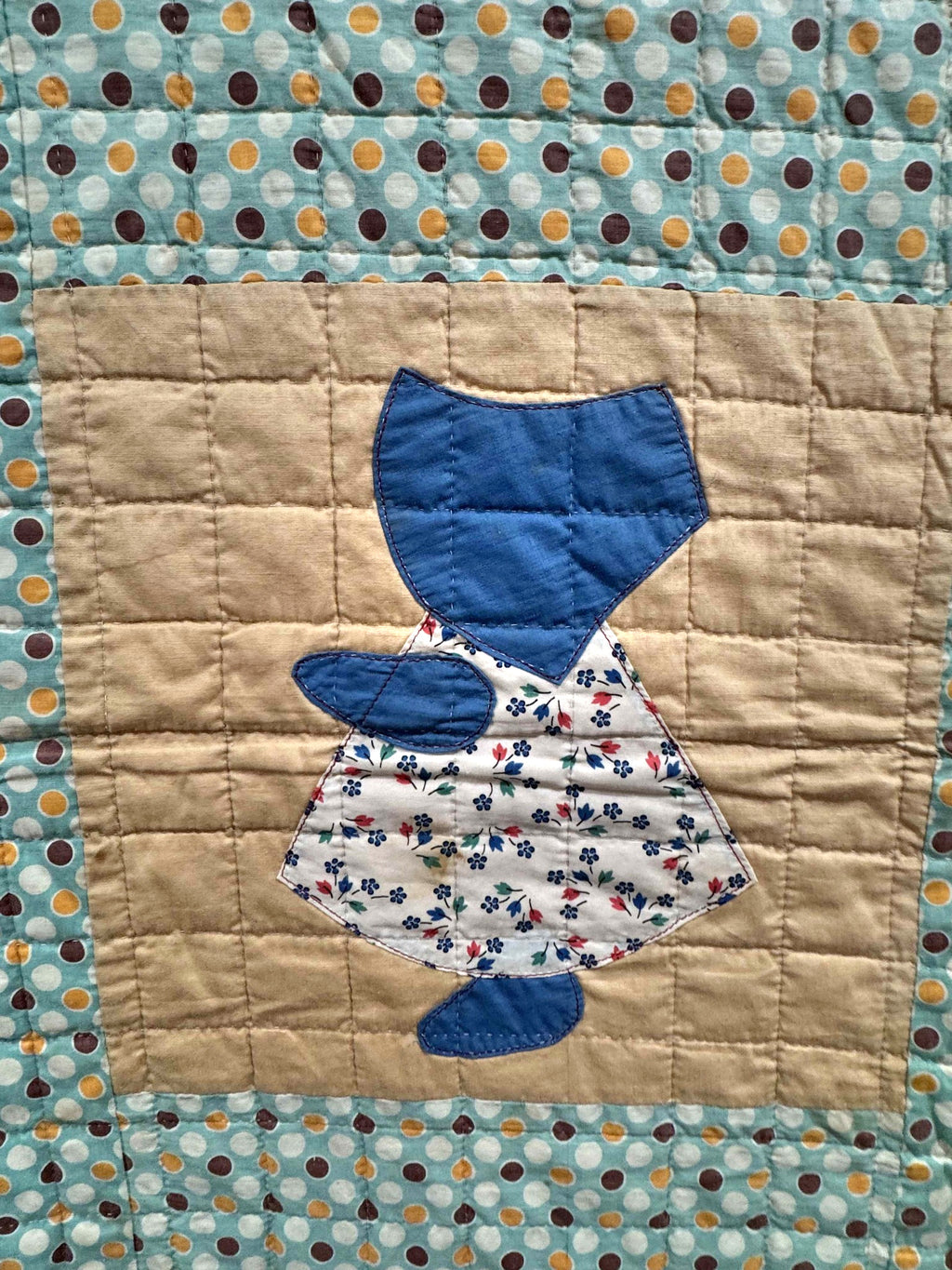 **SOLD Vintage Quilt Sunbonnet Sue with Polka Dots SOLD**