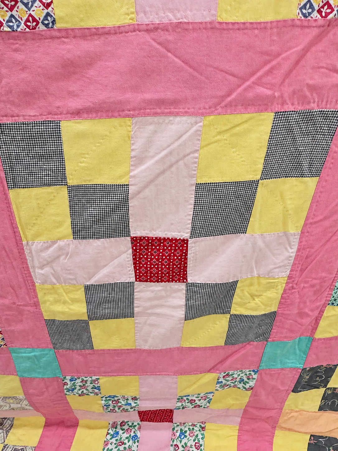 Vintage Quilt Country Lane