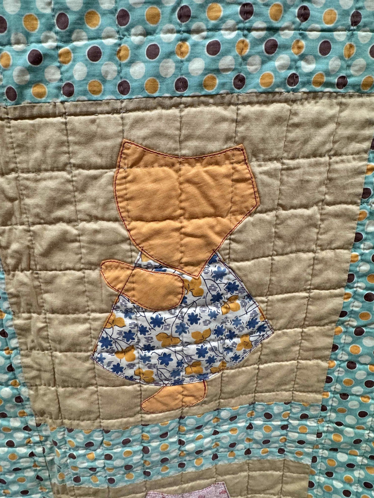 **SOLD Vintage Quilt Sunbonnet Sue with Polka Dots SOLD**