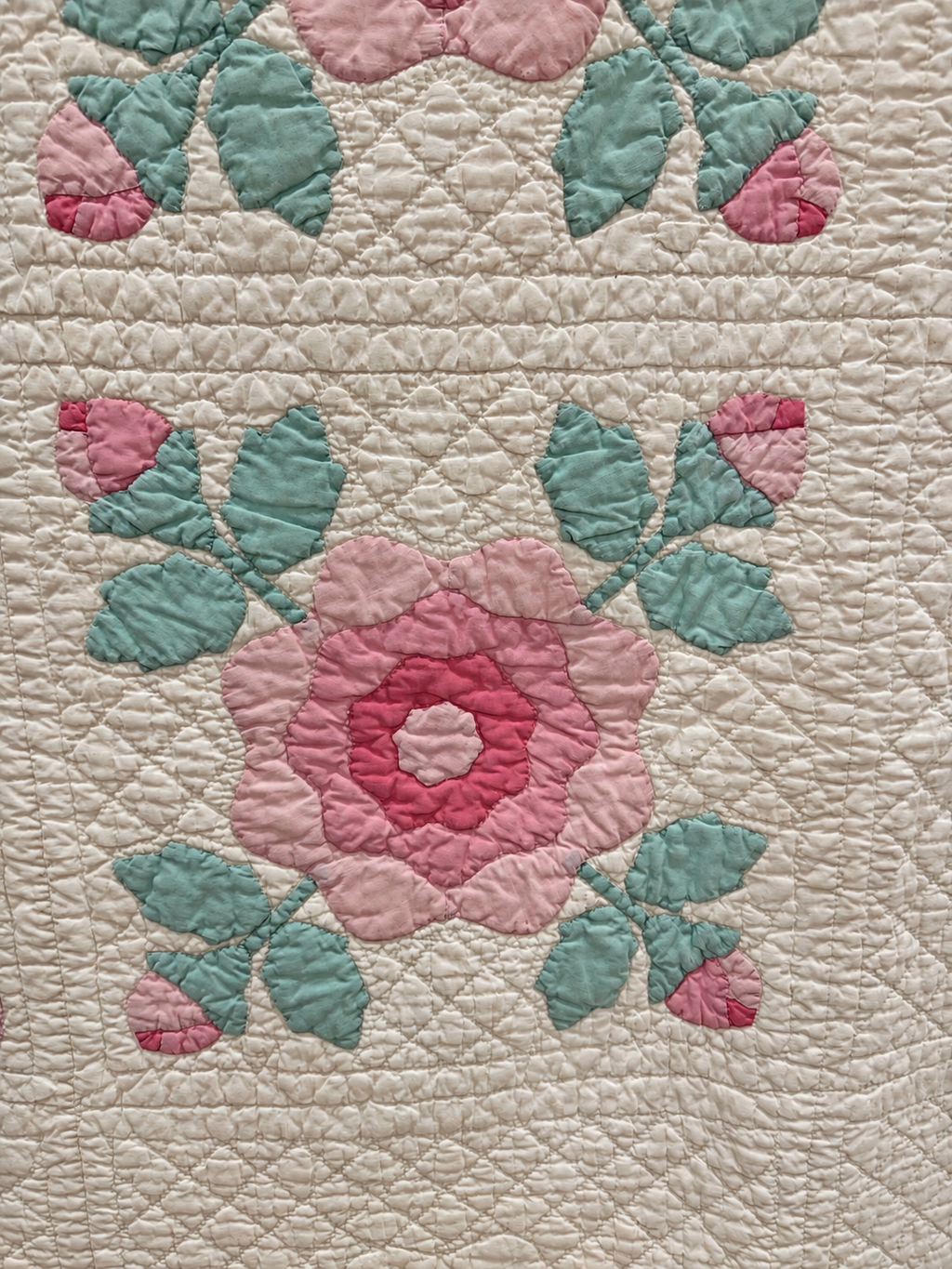 Vintage Quilt Mountain Rose Quilt Kit