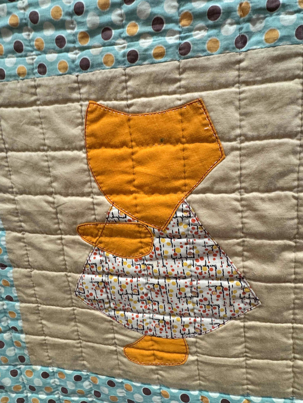 **SOLD Vintage Quilt Sunbonnet Sue with Polka Dots SOLD**