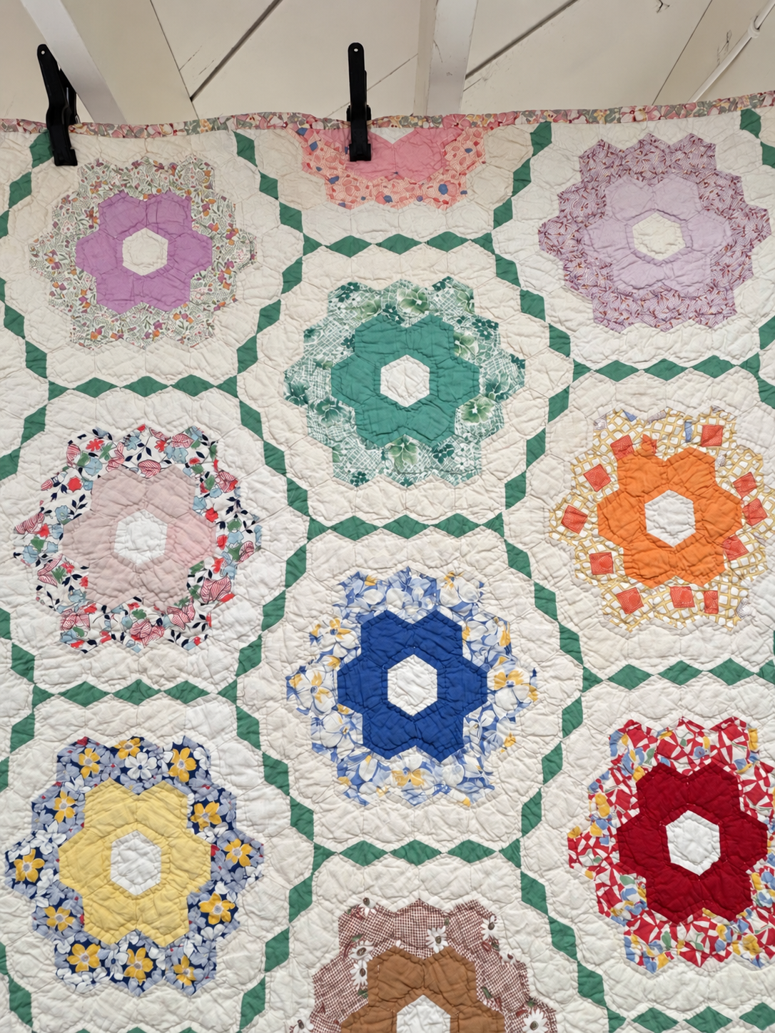 **SOLD Vintage Quilt Grandmother's Flower Garden with Green Lattice SOLD**