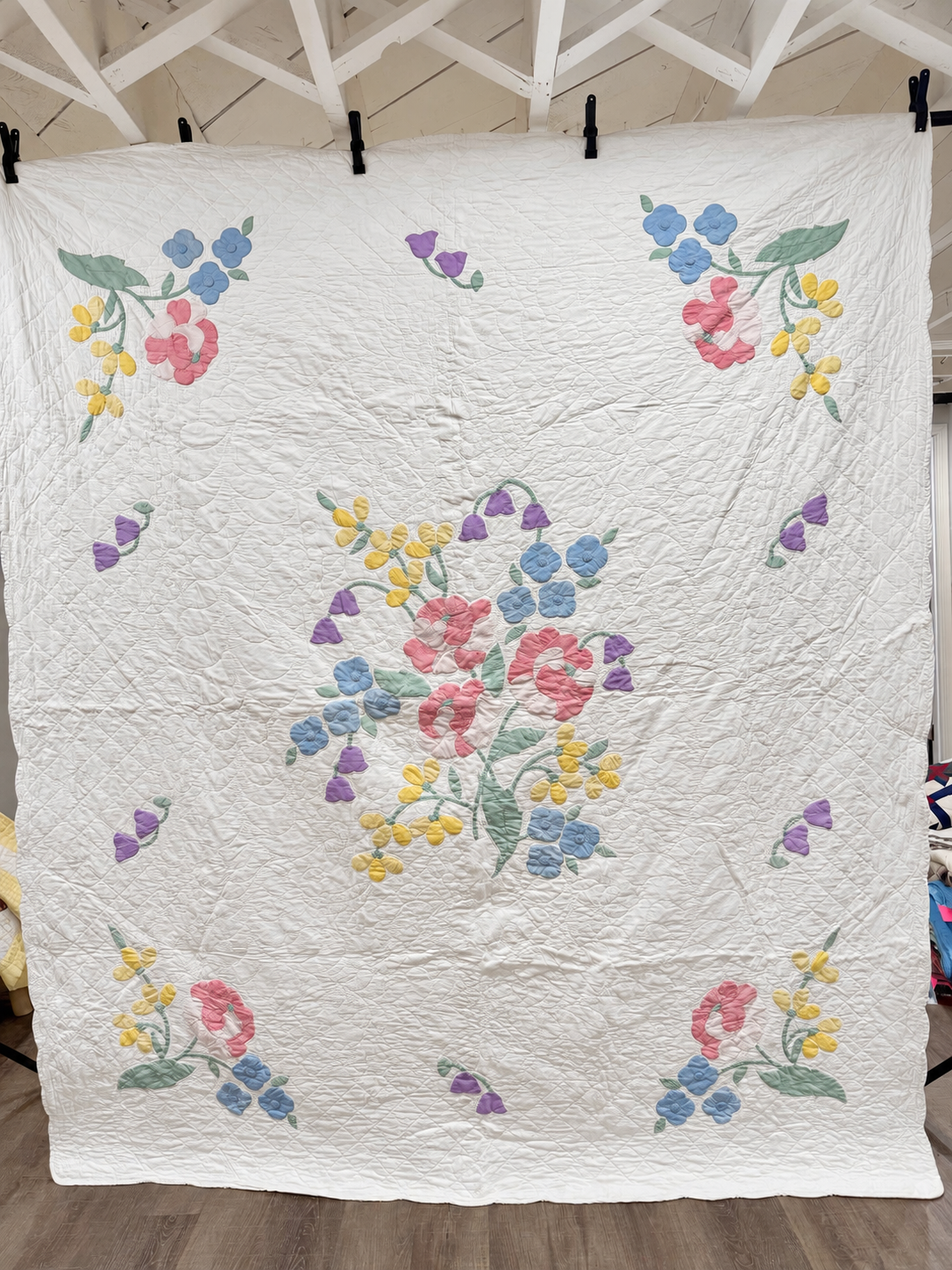 Vintage Quilt Autumn Bouquet Kit Quilt