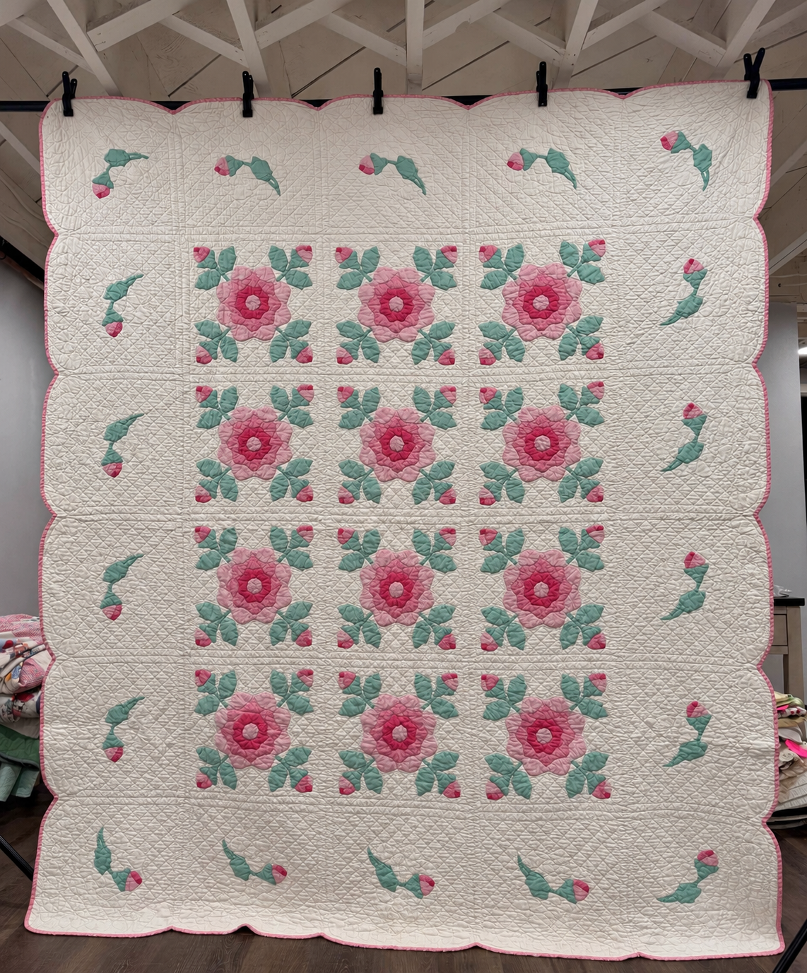 Vintage Quilt Mountain Rose Quilt Kit