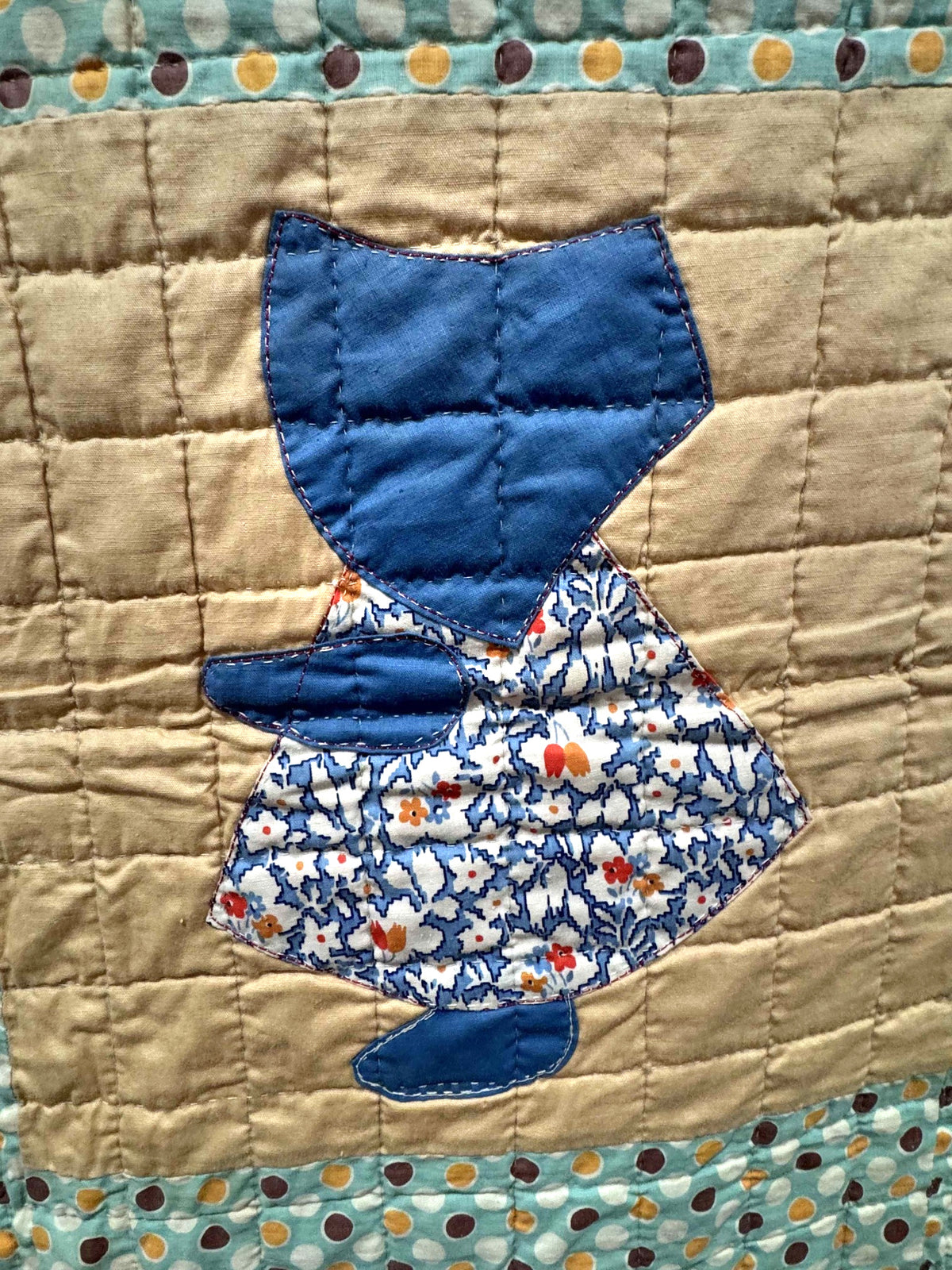 **SOLD Vintage Quilt Sunbonnet Sue with Polka Dots SOLD**