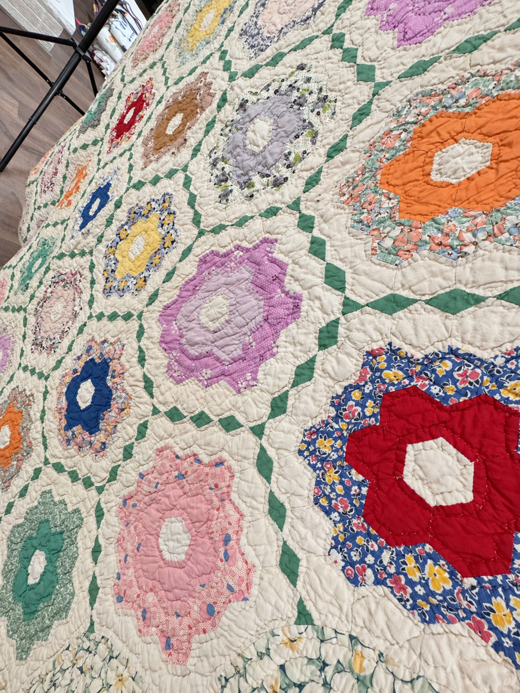 **SOLD Vintage Quilt Grandmother's Flower Garden with Green Lattice SOLD**