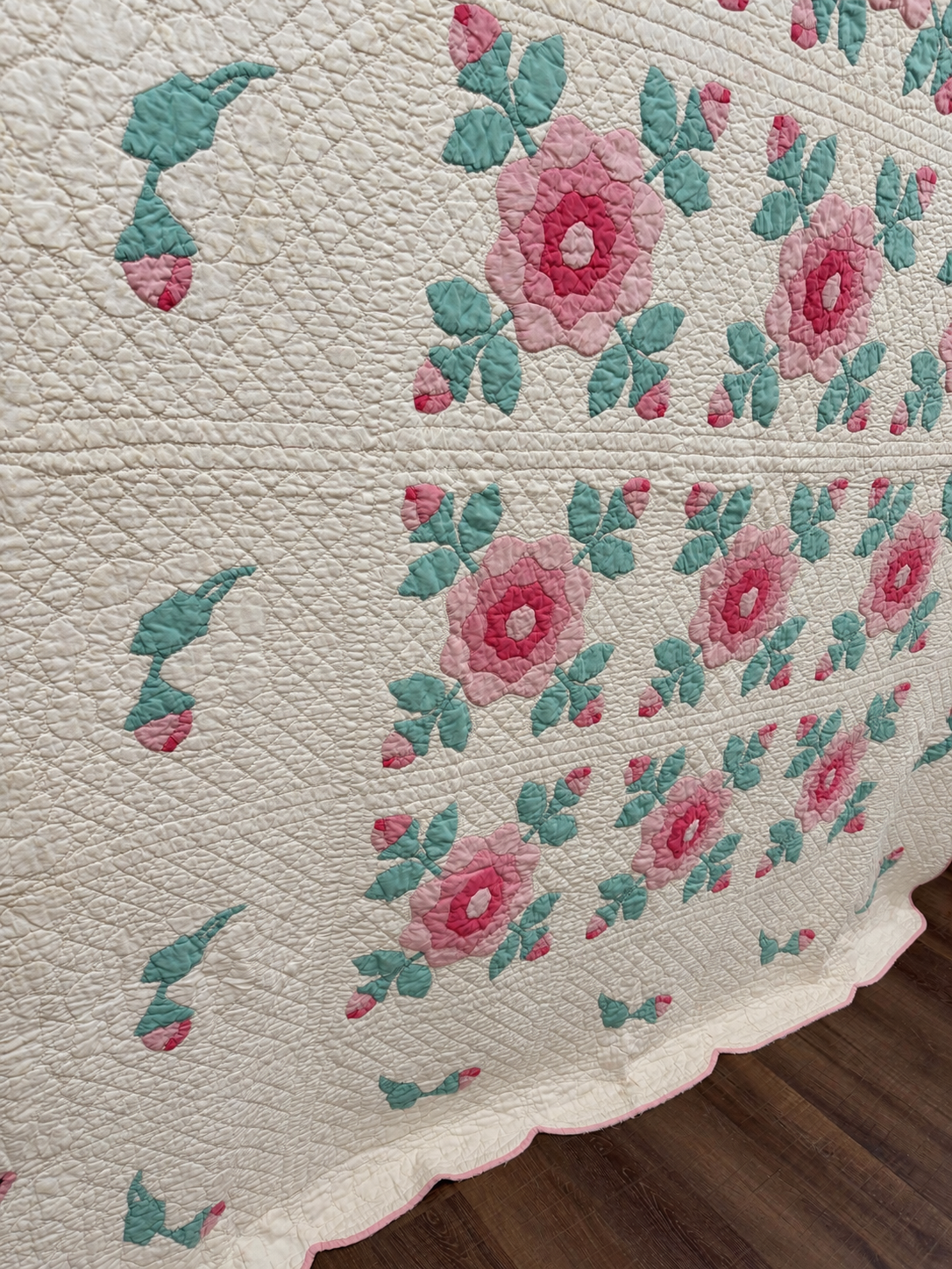Vintage Quilt Mountain Rose Quilt Kit