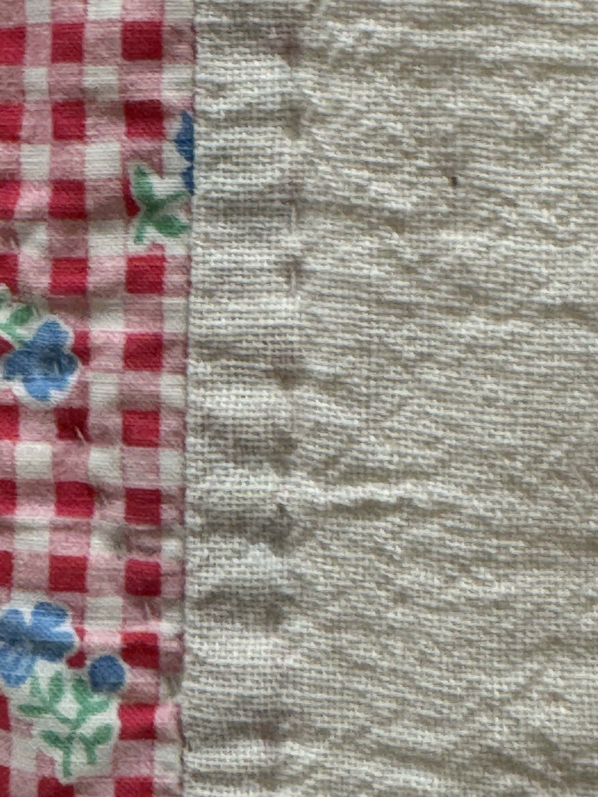 Vintage Quilt Calico Sash Dresden Plate Variation