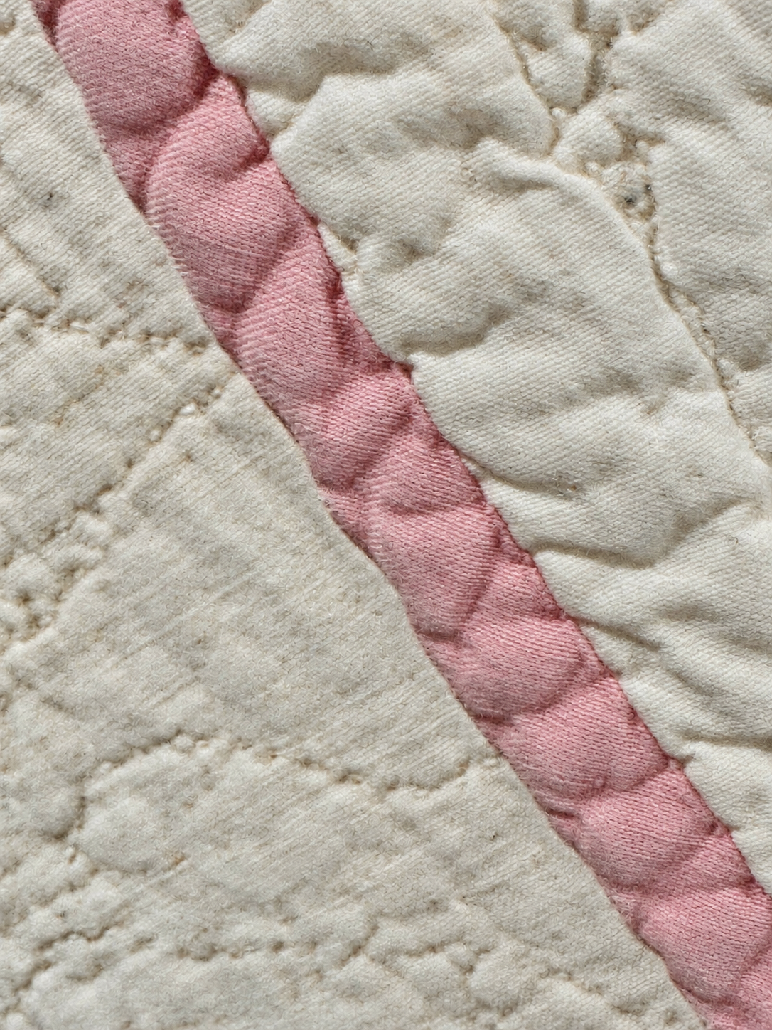 Vintage Quilt Mountain Rose Quilt Kit
