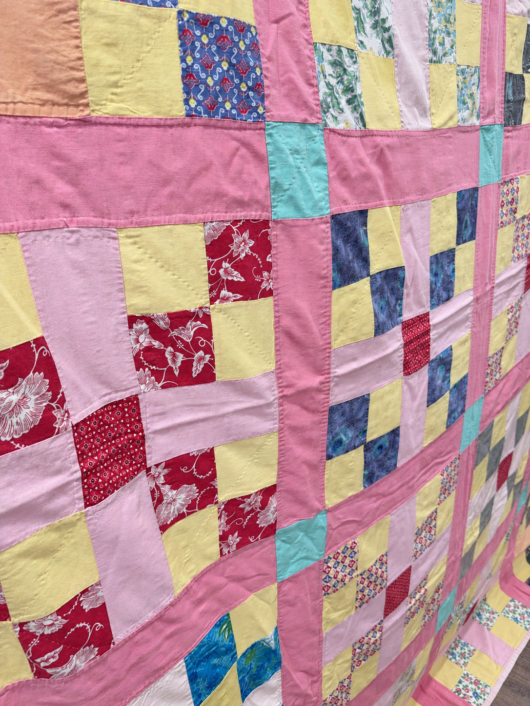 Vintage Quilt Country Lane