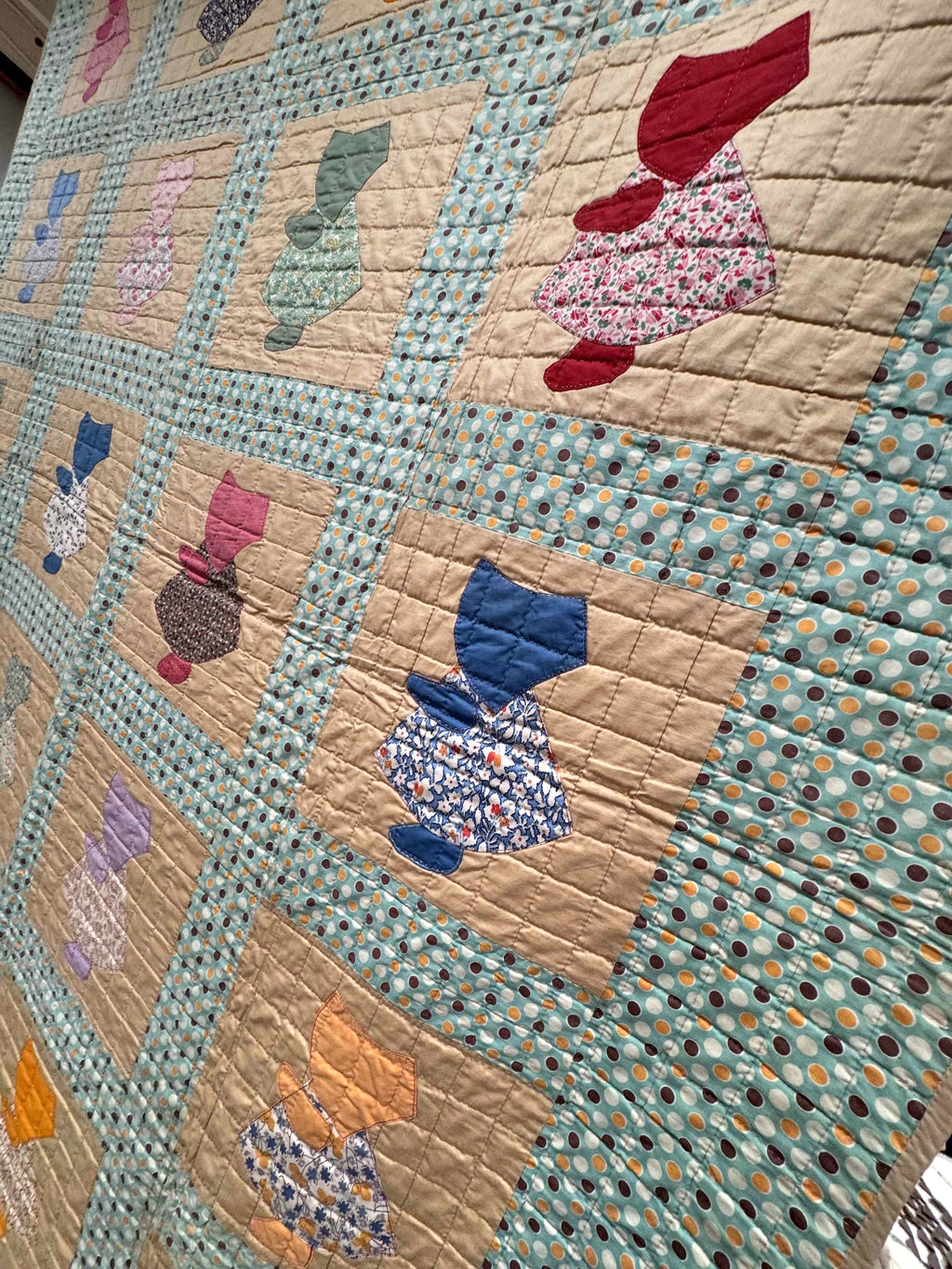 **SOLD Vintage Quilt Sunbonnet Sue with Polka Dots SOLD**