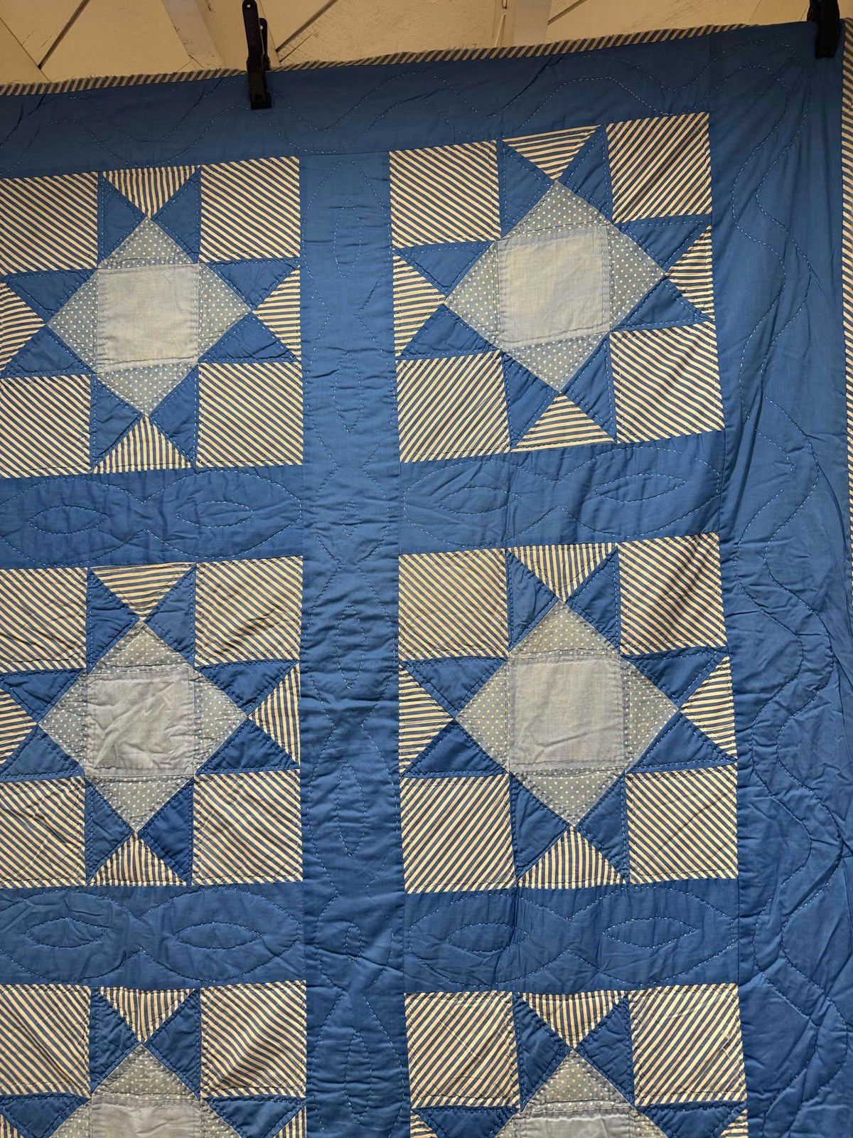 **SOLD Vintage Quilt Ohio Star  SOLD**