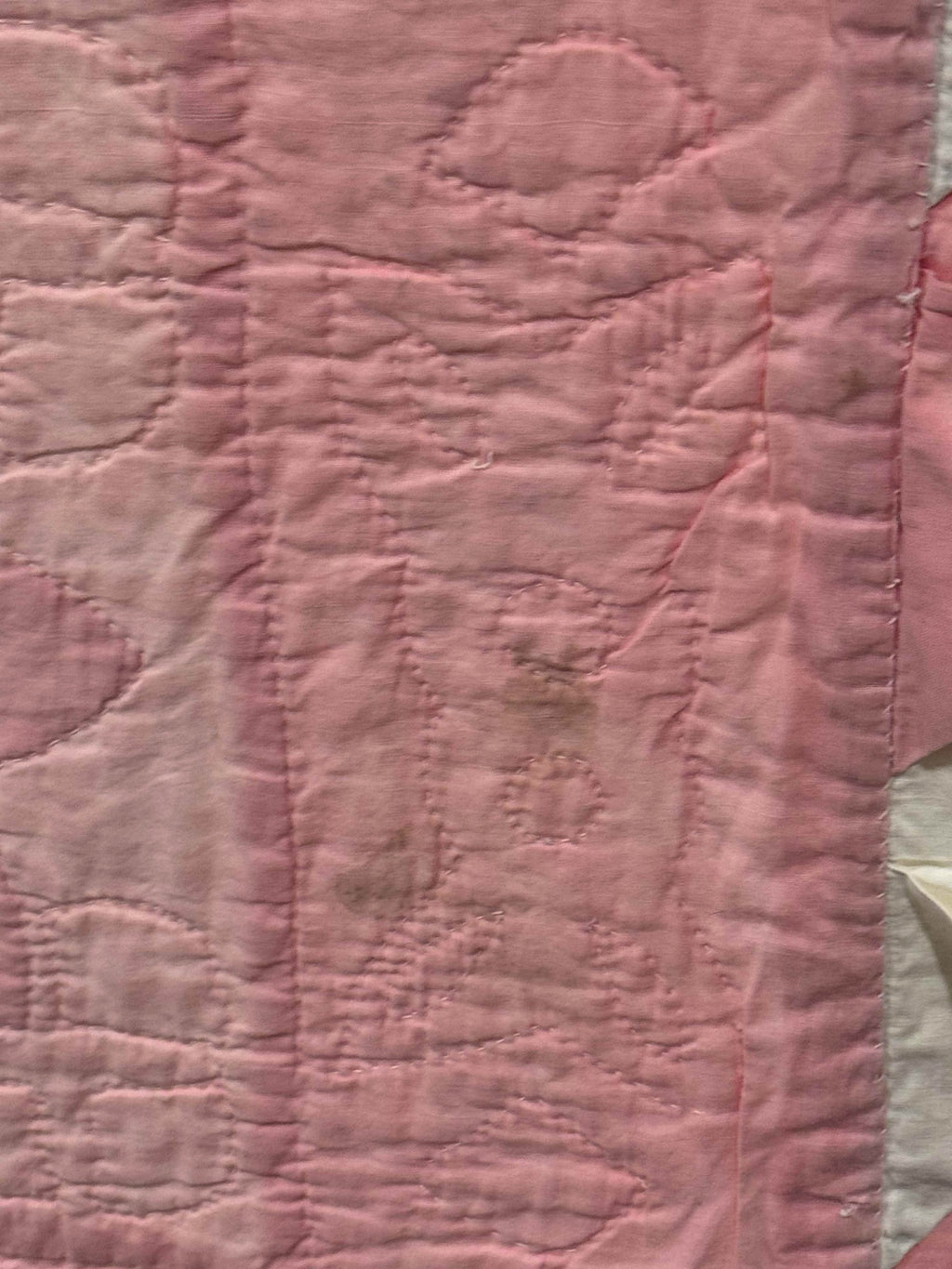 **SOLD Vintage Quilt Friendship Dahlia Variation SOLD**