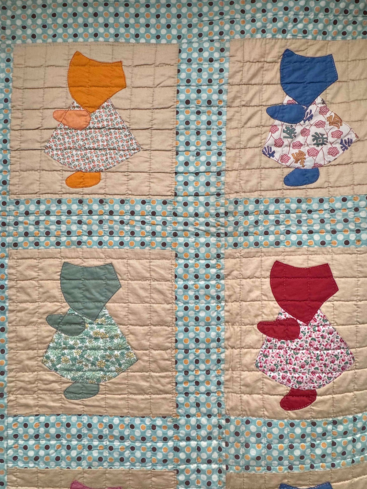 **SOLD Vintage Quilt Sunbonnet Sue with Polka Dots SOLD**