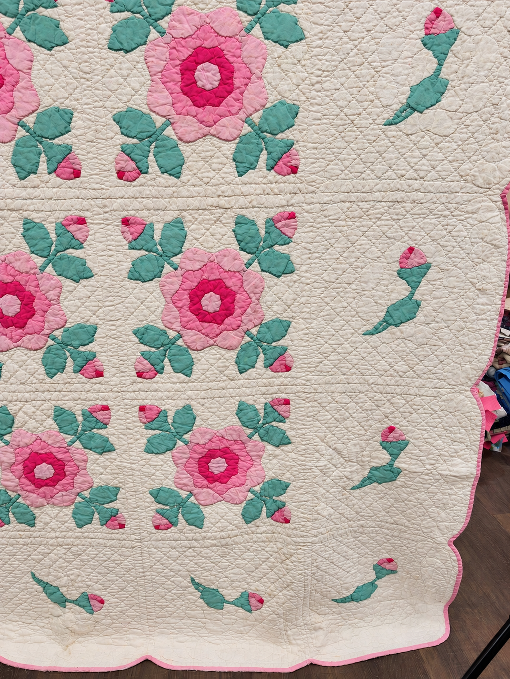 Vintage Quilt Mountain Rose Quilt Kit