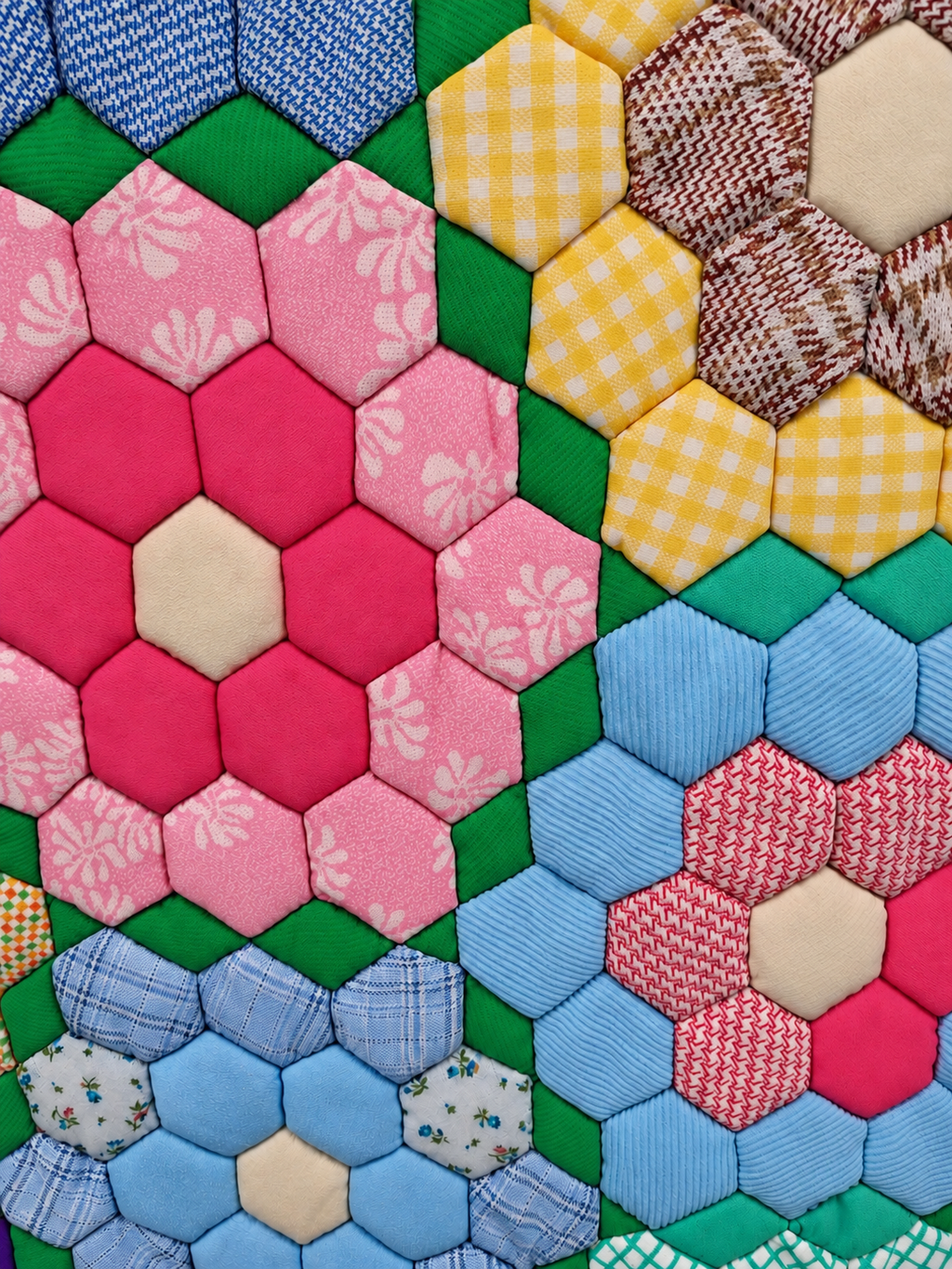 Vintage Quilt Polyester Grandmother's Flower Garden