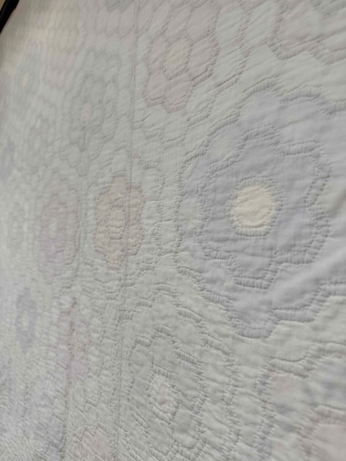 **SOLD Vintage Quilt Grandmother's Flower Garden SOLD**