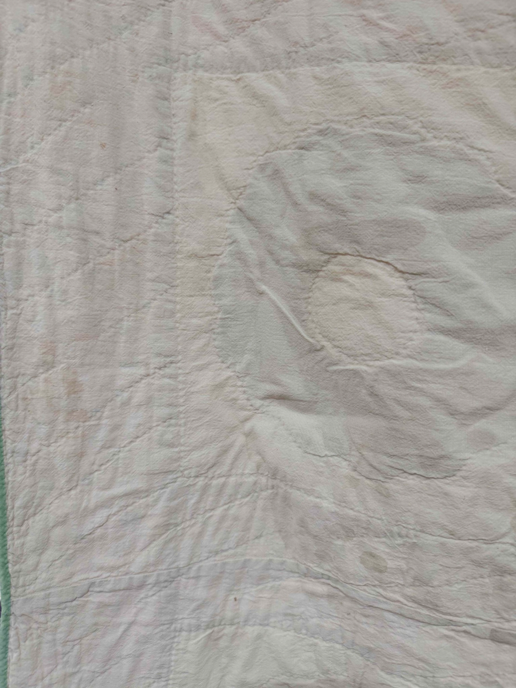Vintage Quilt Calico Sash Dresden Plate Variation