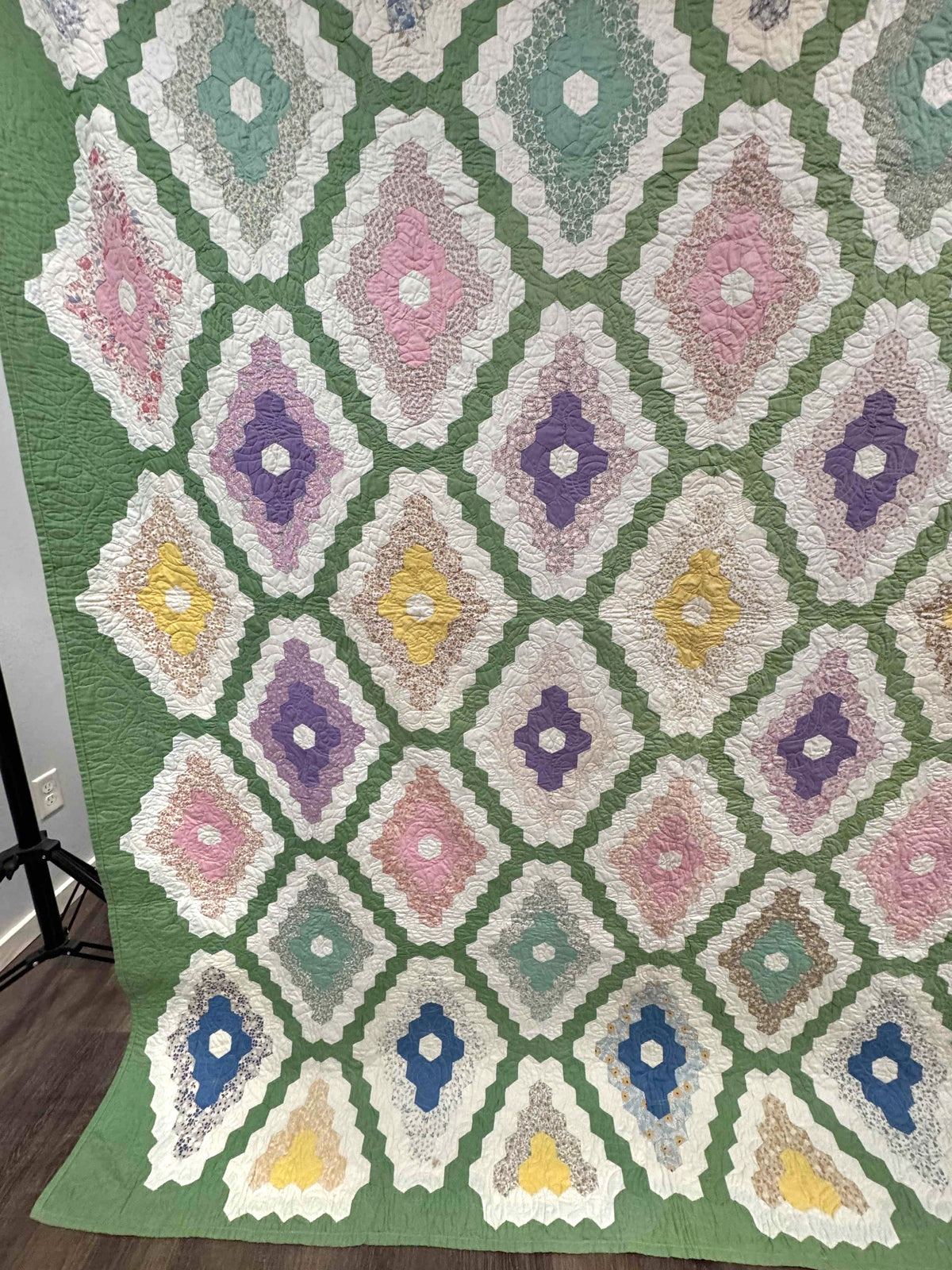 Vintage Quilt Martha Washington's Flower Garden