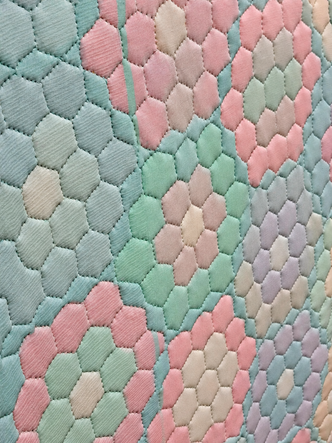 Vintage Quilt Polyester Grandmother's Flower Garden