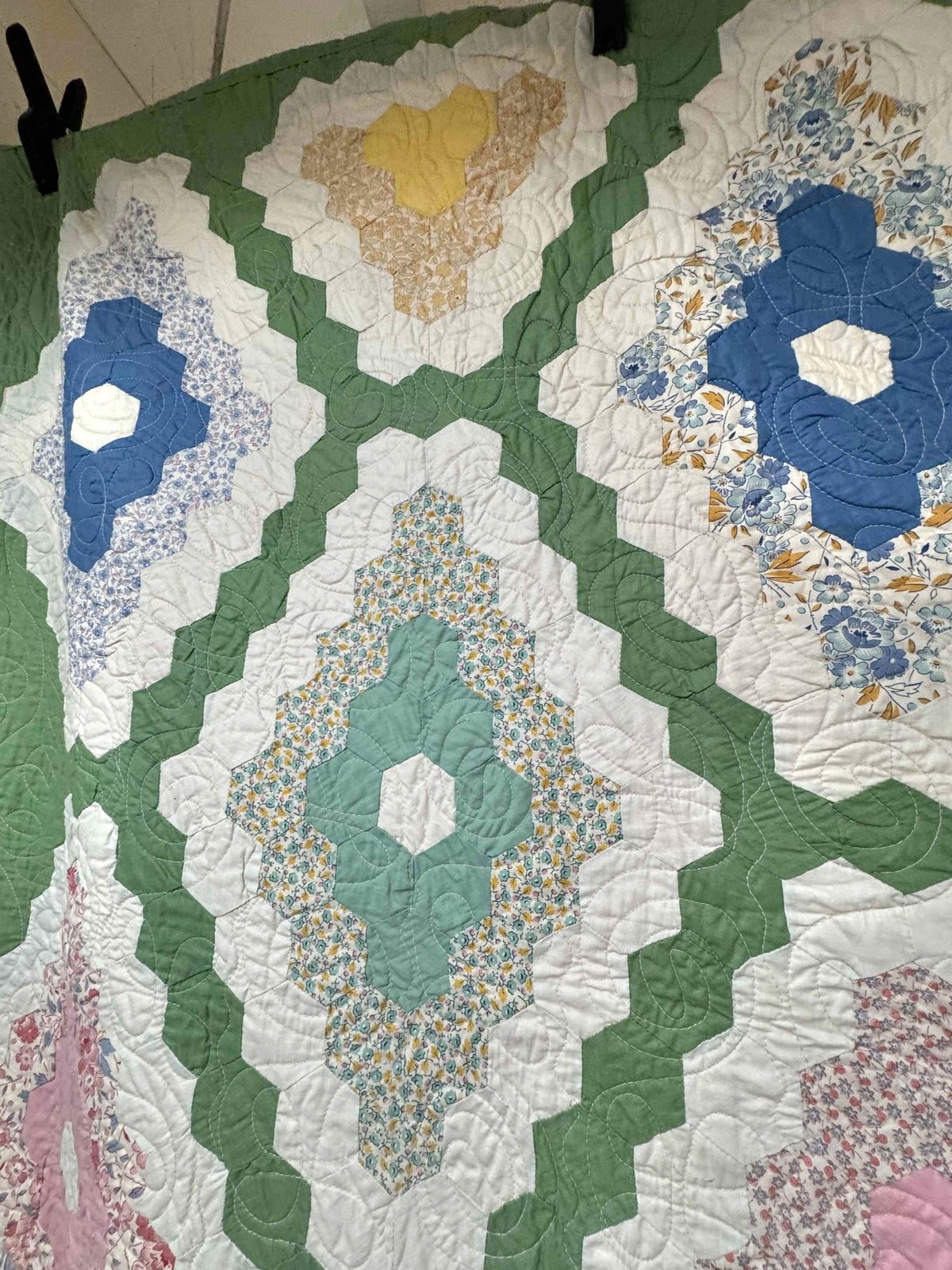 Vintage Quilt Martha Washington's Flower Garden