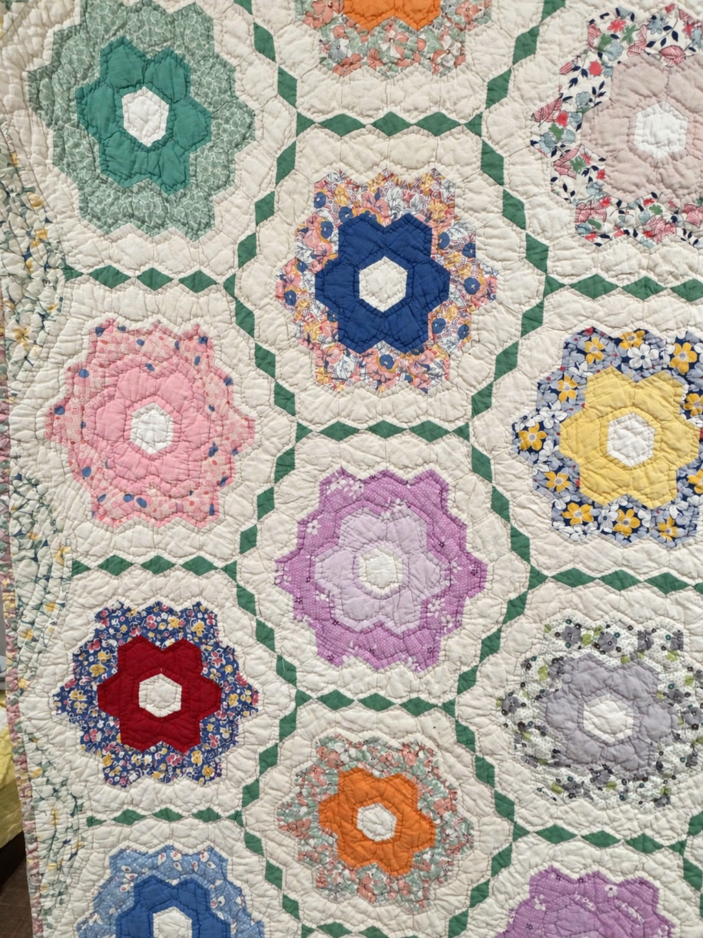 **SOLD Vintage Quilt Grandmother's Flower Garden with Green Lattice SOLD**
