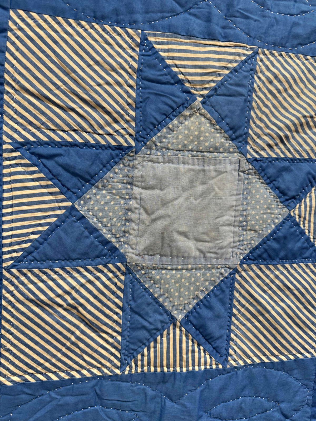 **SOLD Vintage Quilt Ohio Star  SOLD**