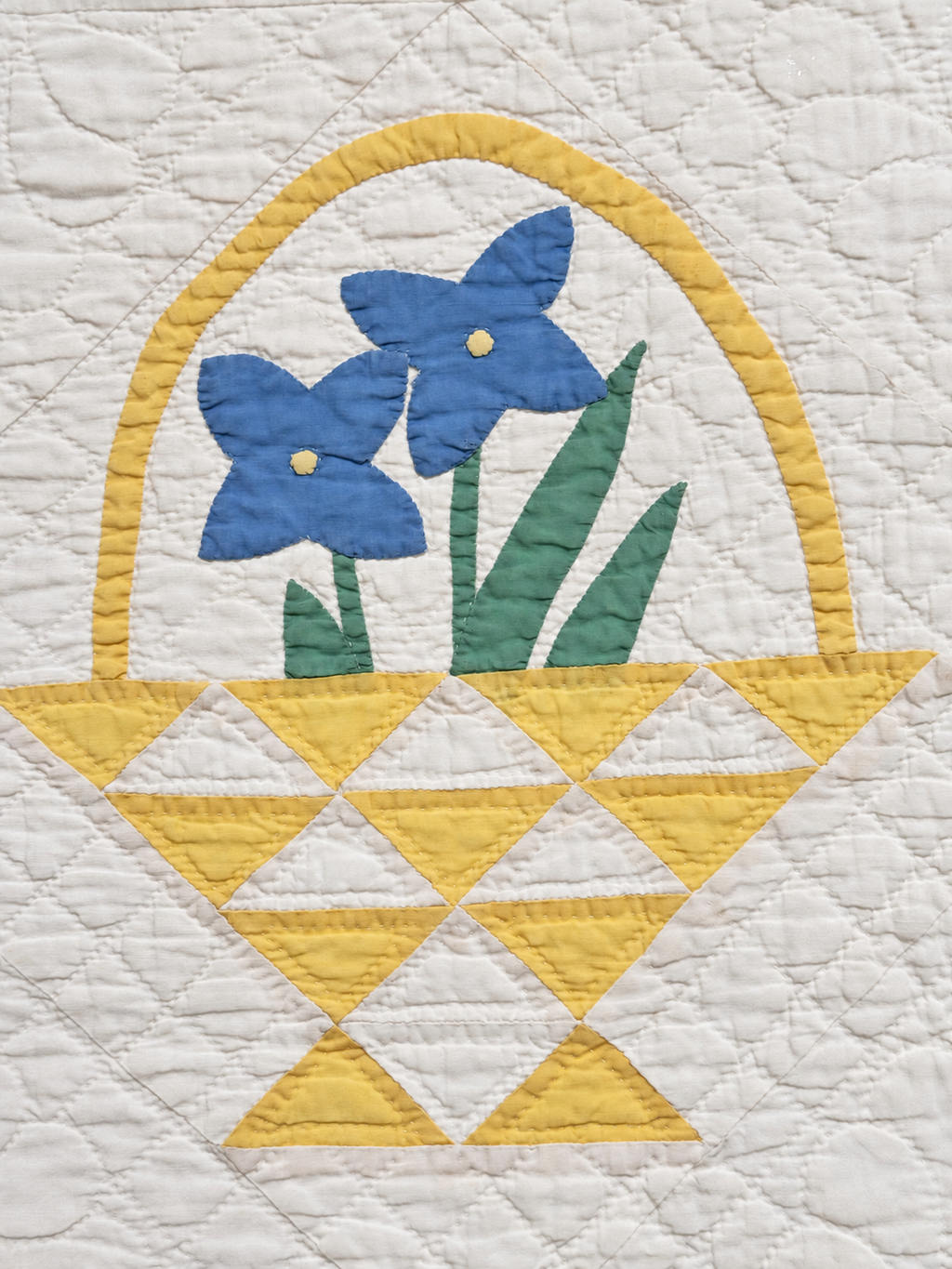 Vintage Quilt Yellow Pieced Flower Basket with Applique Flowers