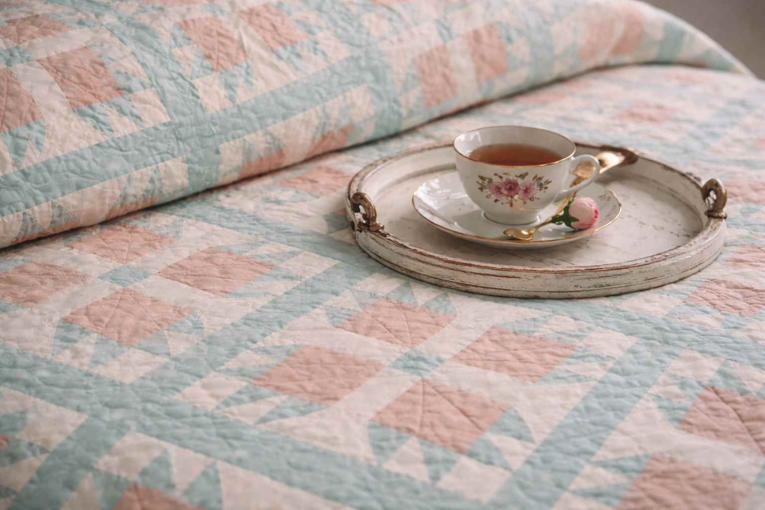 Vintage Trip Bear's Paw Quilt