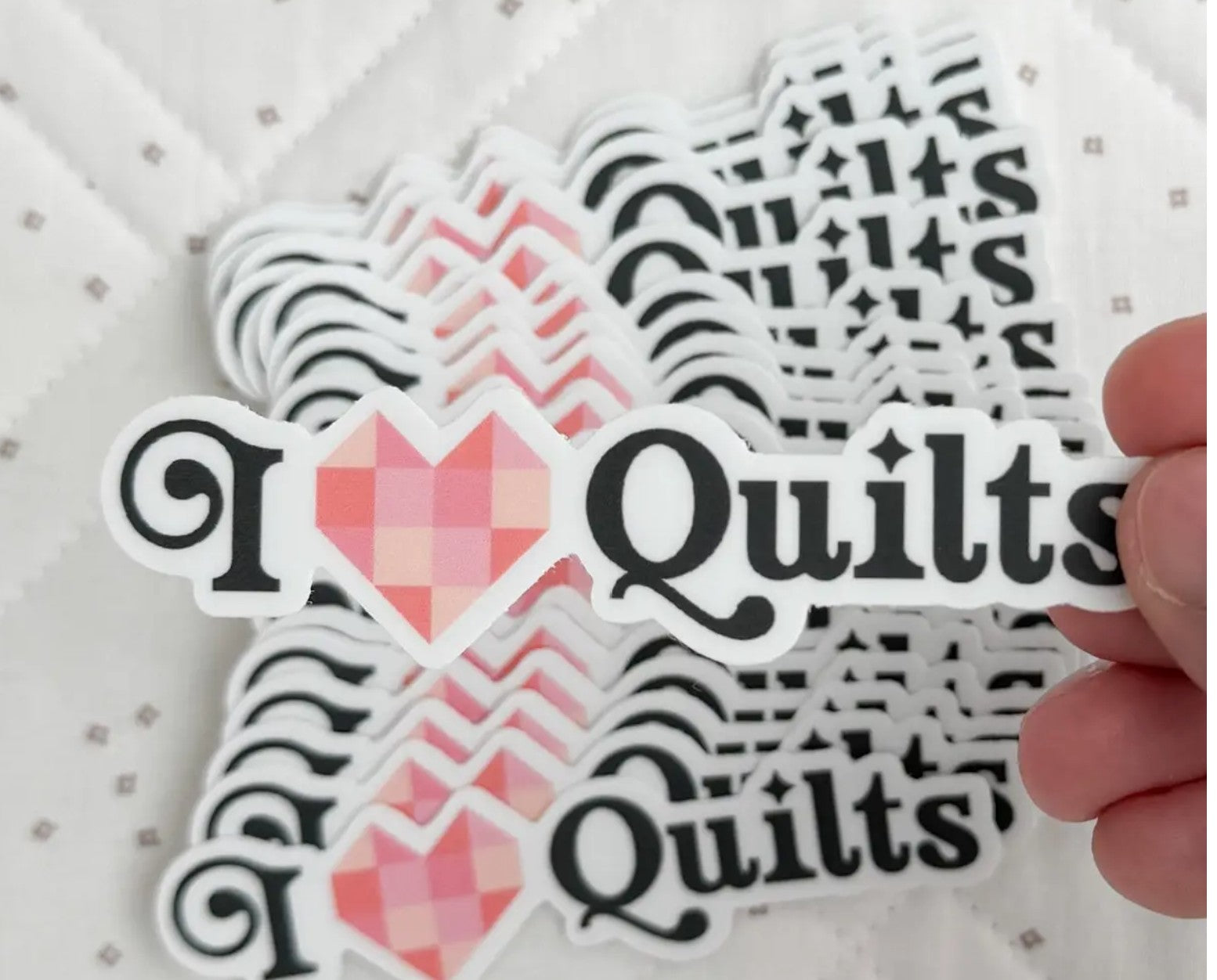I Heart Quilts Vinyl Sticker