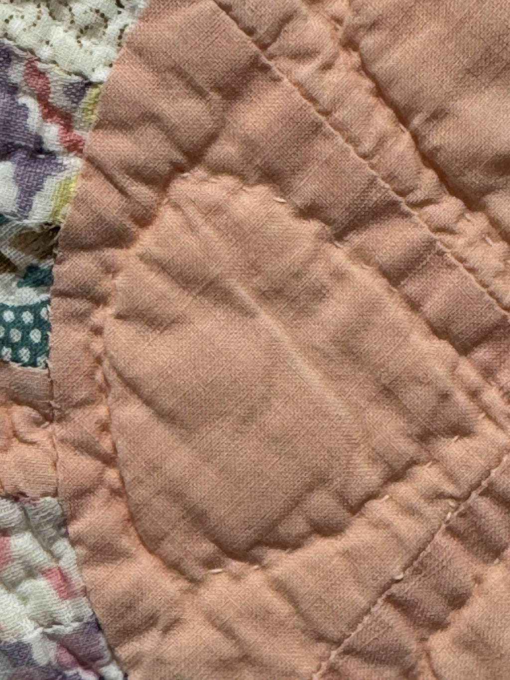 Vintage Quilt Dresden Plate