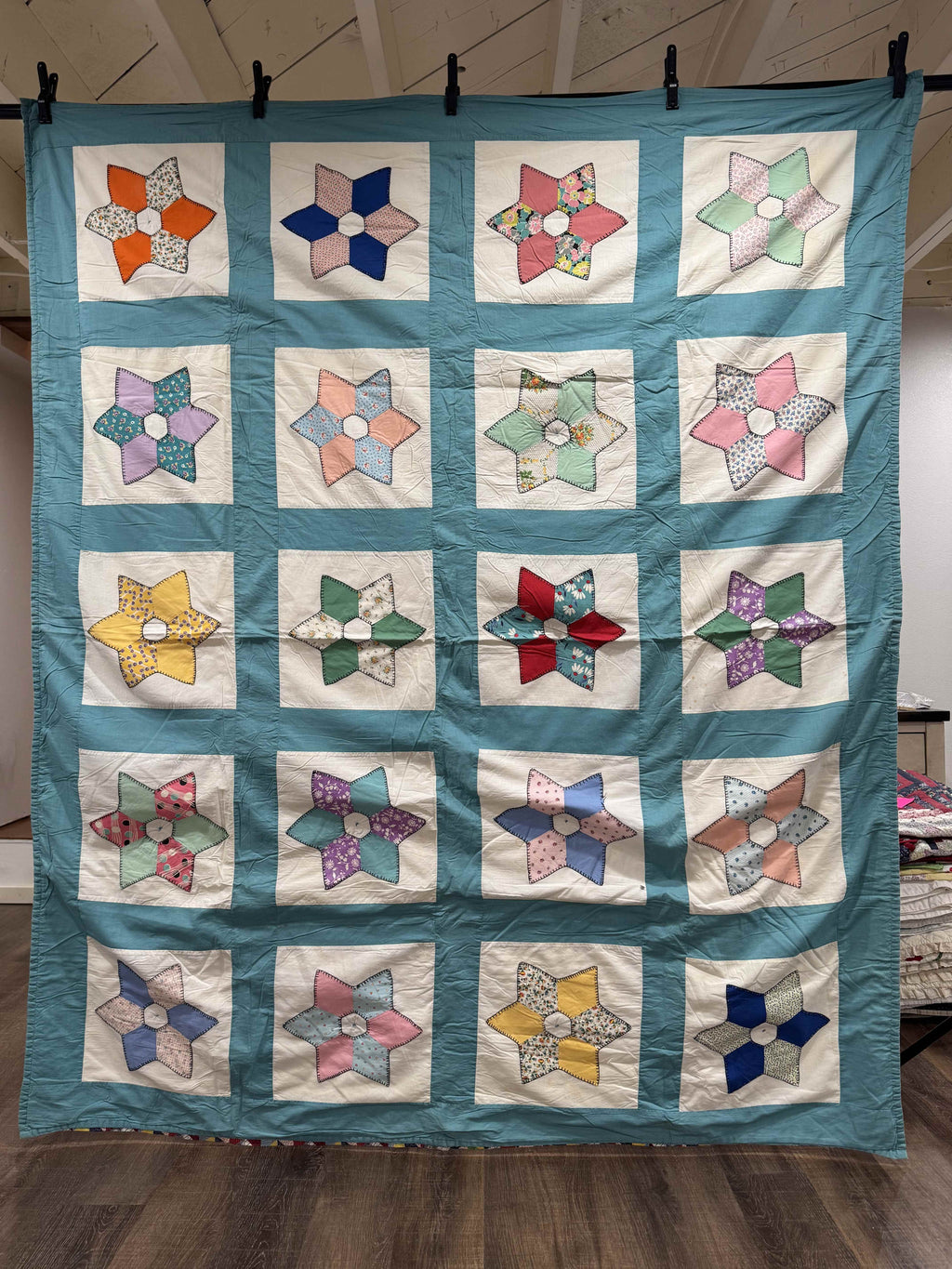 Vintage Quilt Hexagonal Star