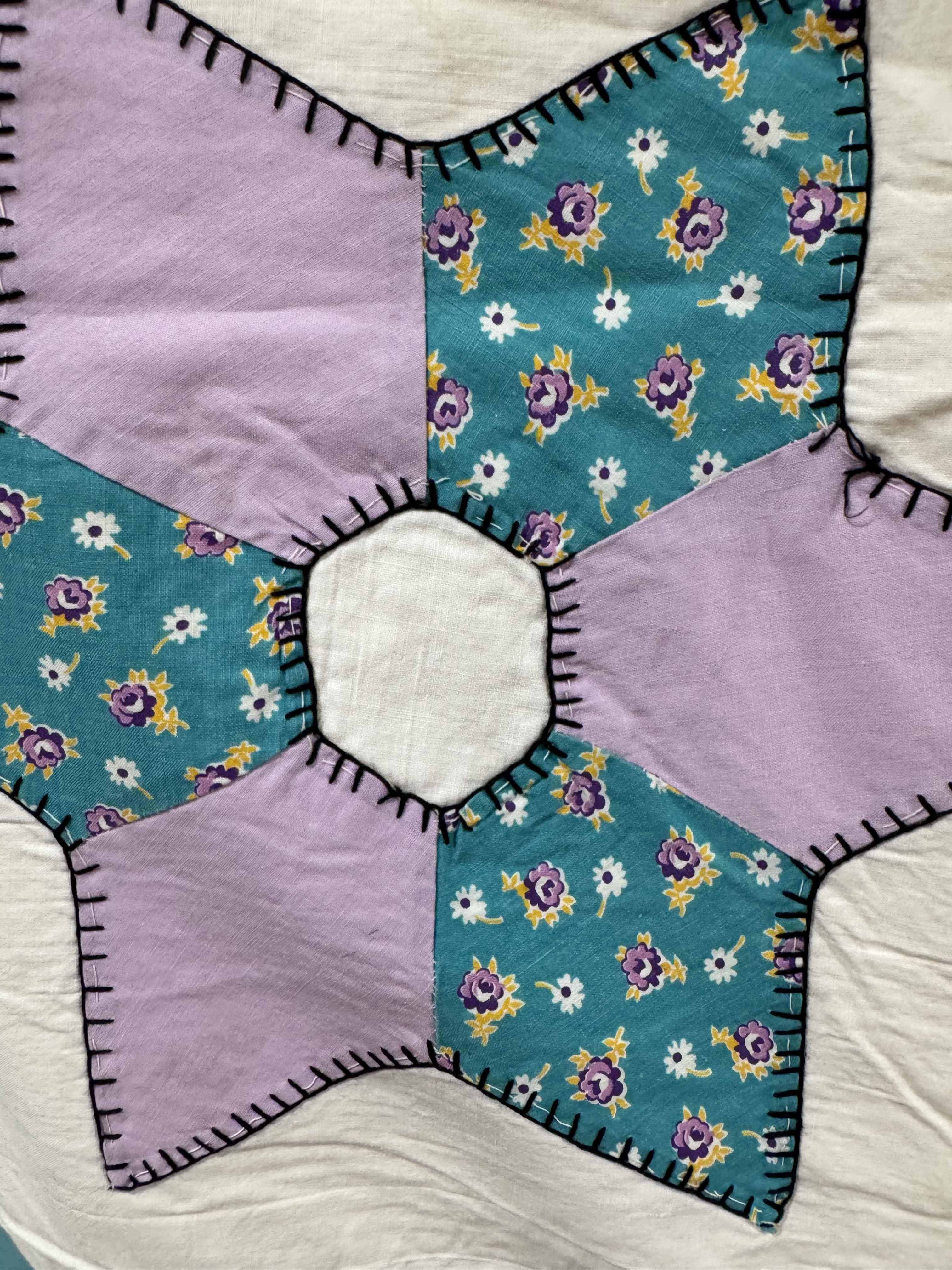 Vintage Quilt Hexagonal Star