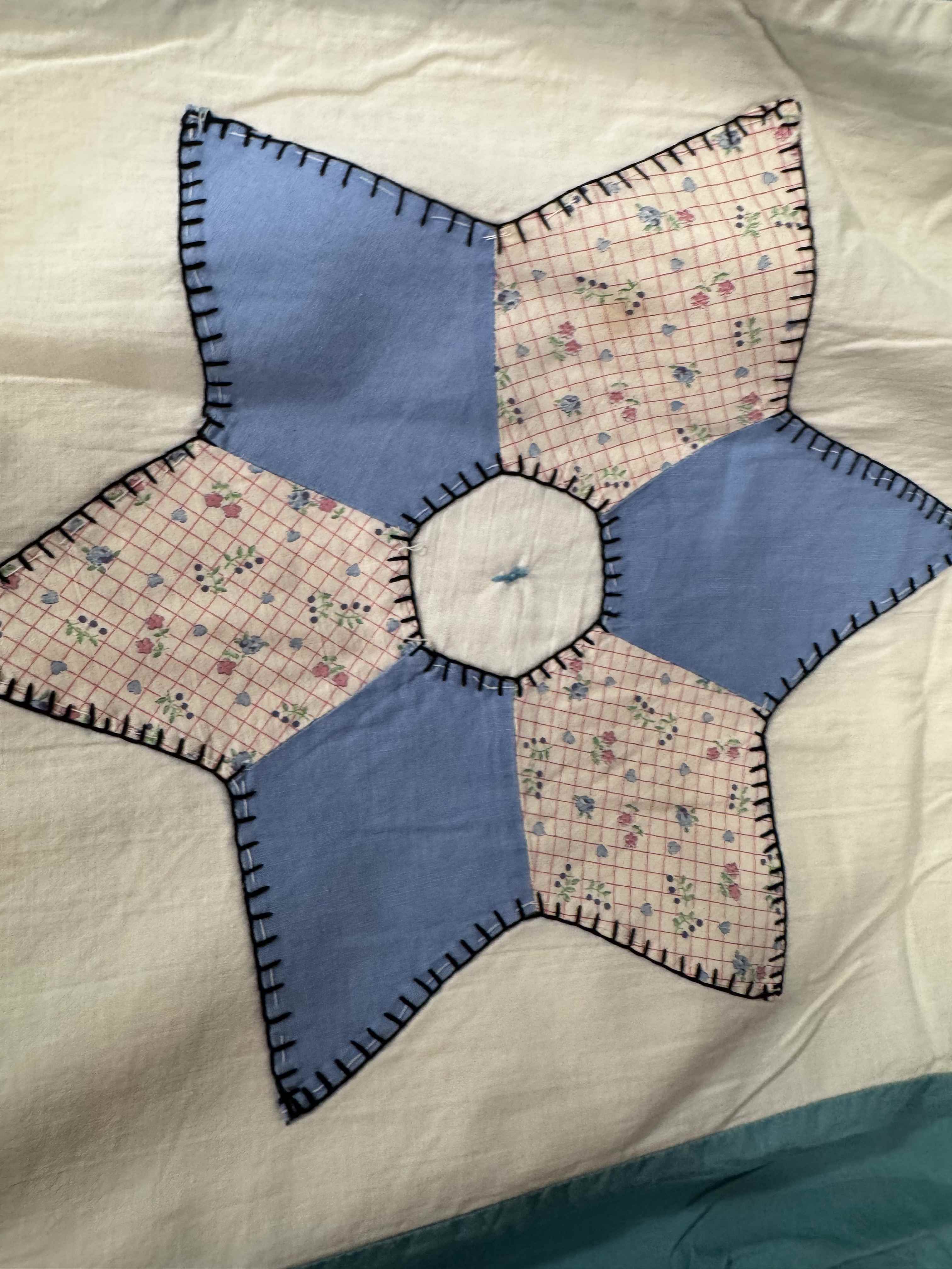 Vintage Quilt Hexagonal Star