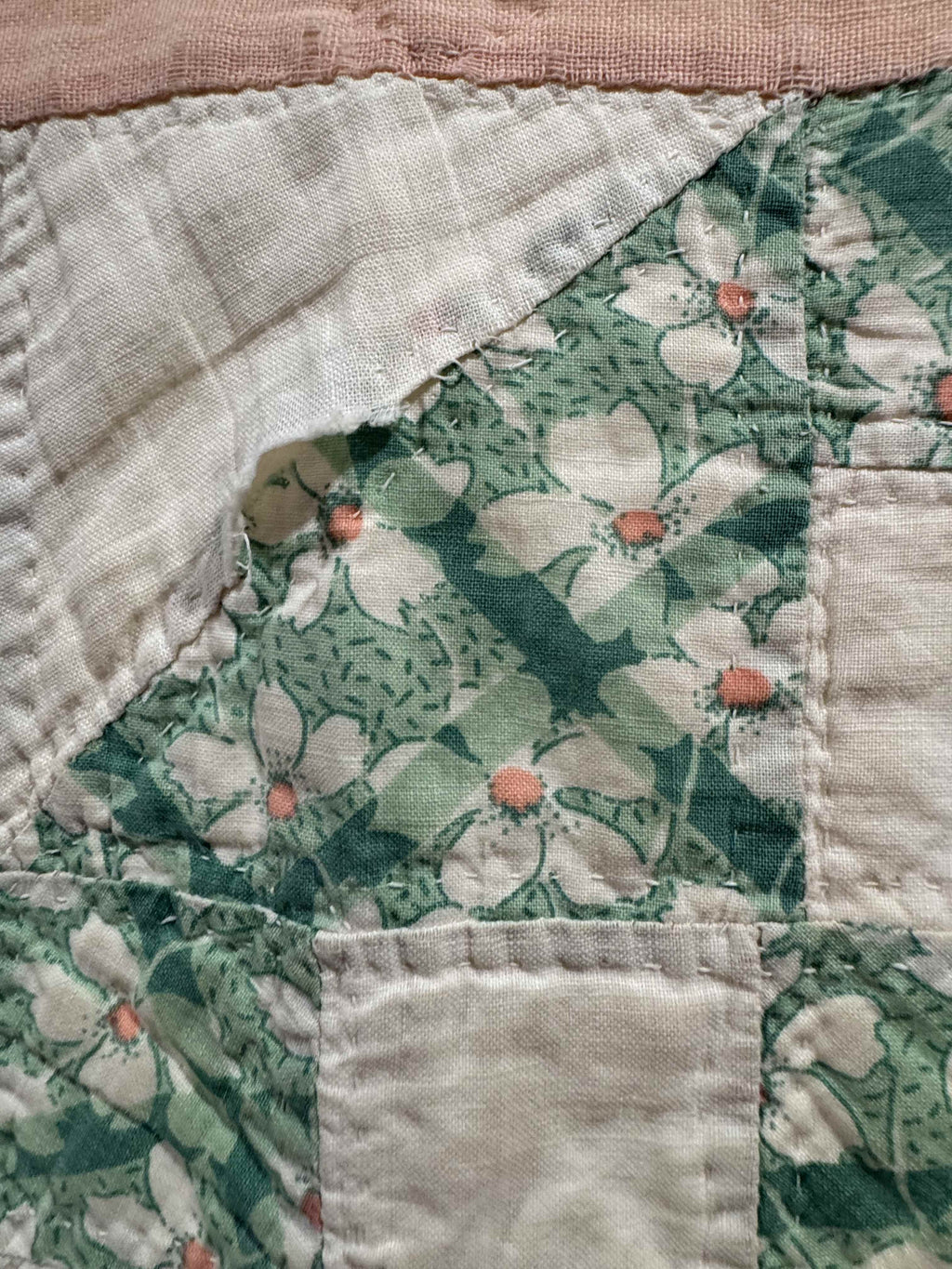 Vintage Quilt Jacob's Ladder