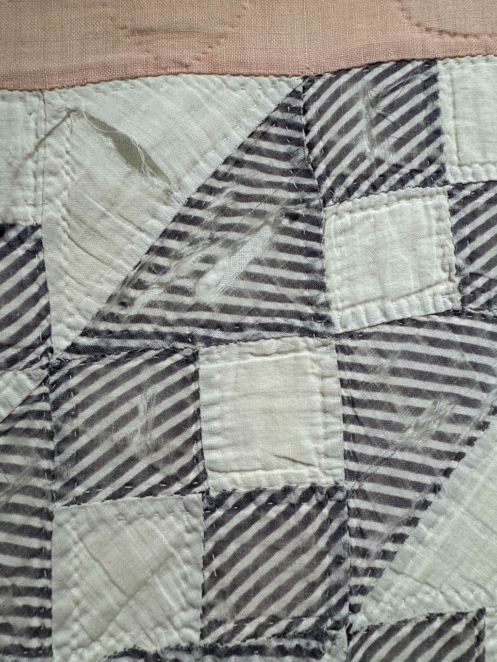 Vintage Quilt Jacob's Ladder