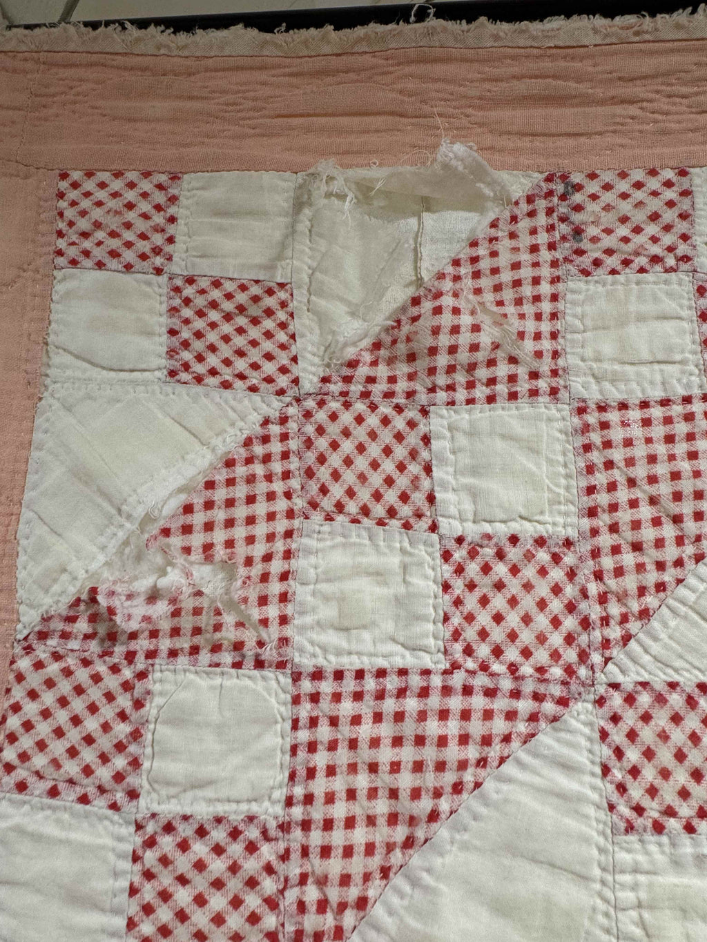 Vintage Quilt Jacob's Ladder