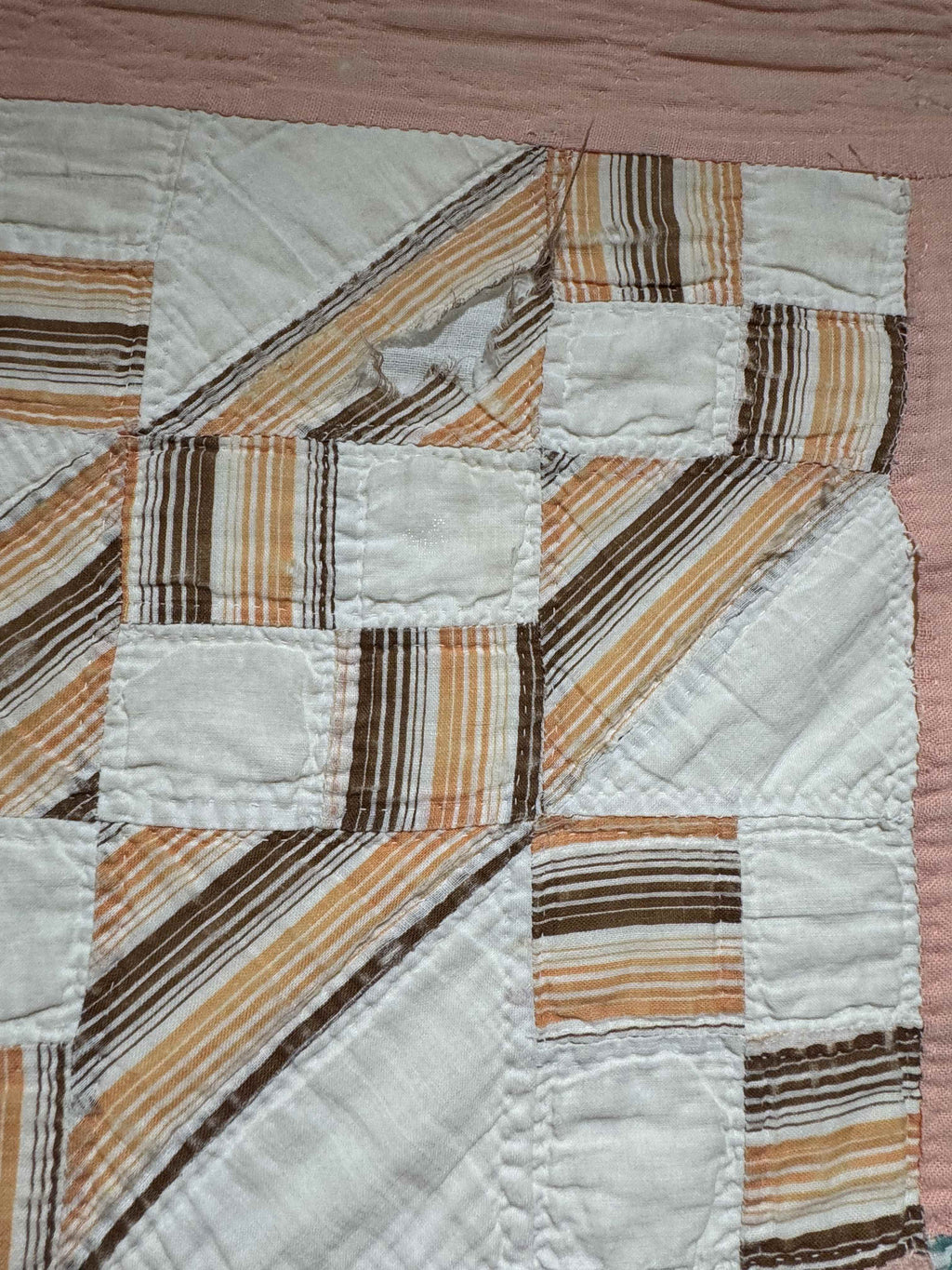 Vintage Quilt Jacob's Ladder