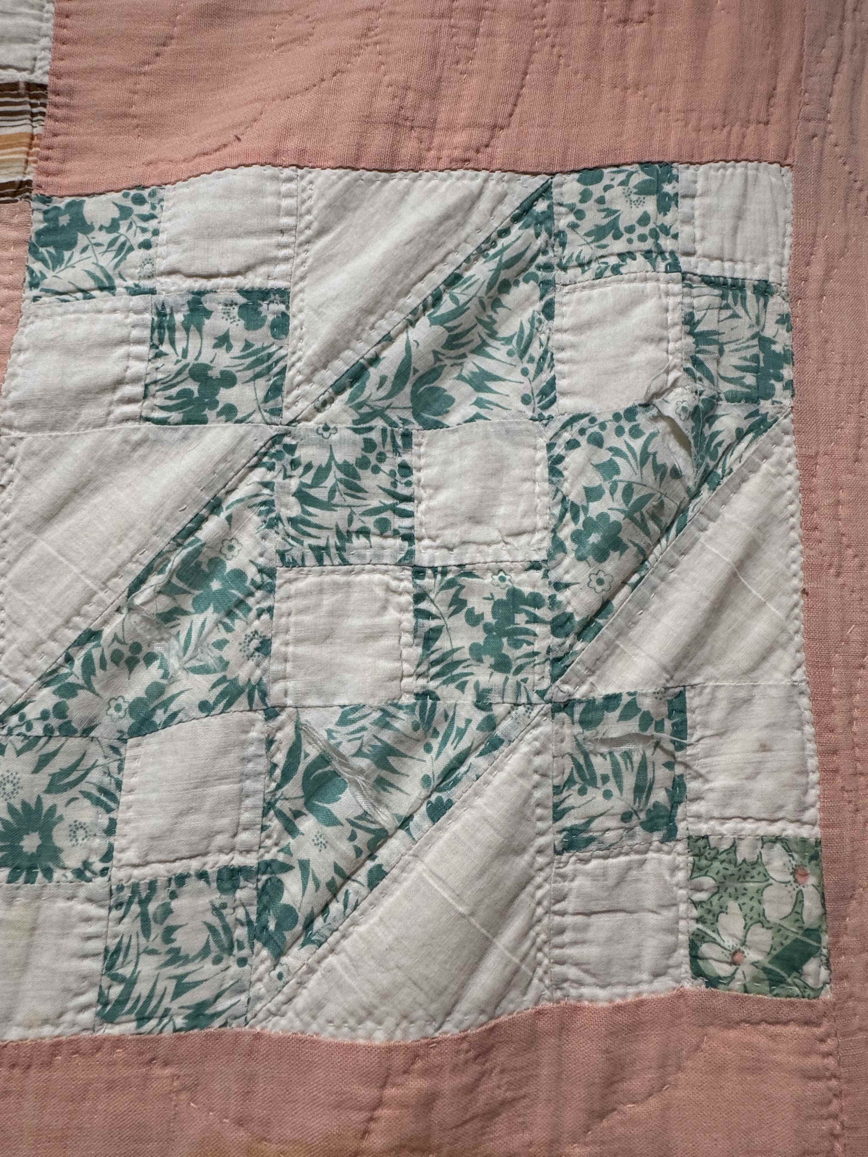 Vintage Quilt Jacob's Ladder