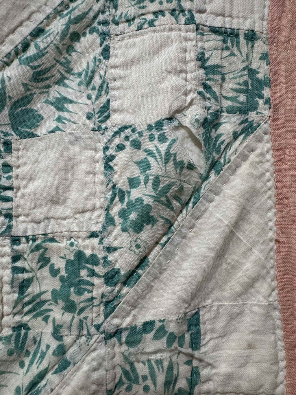 Vintage Quilt Jacob's Ladder